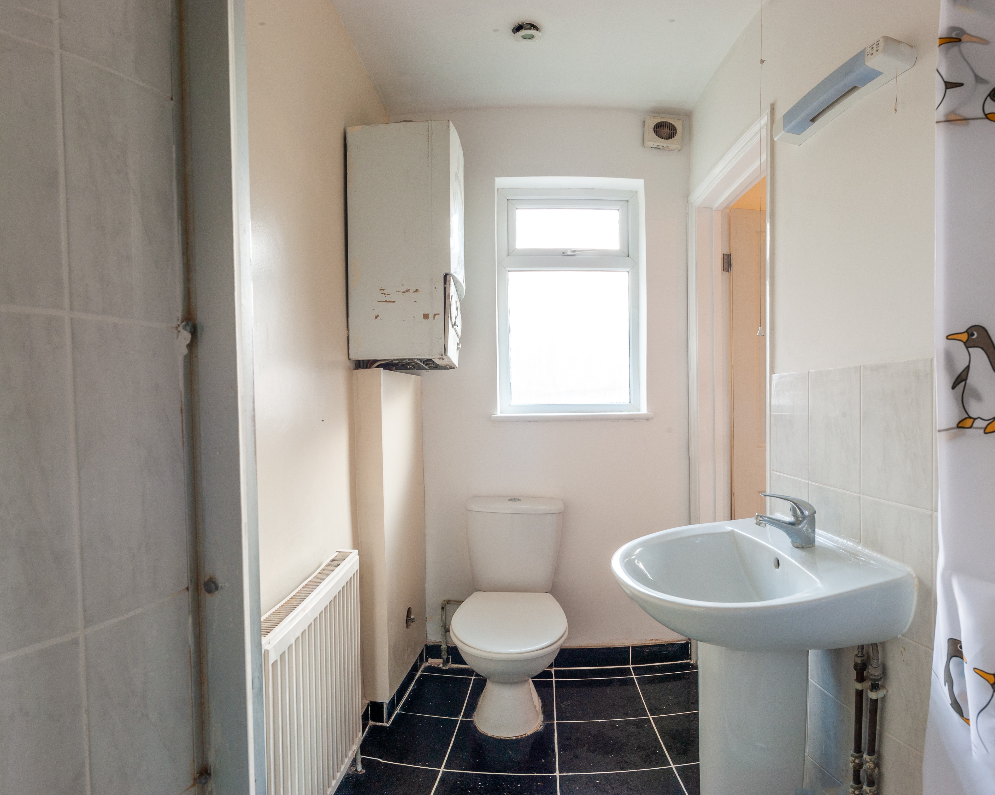 INVESTMENT - Freehold Bungalow 
