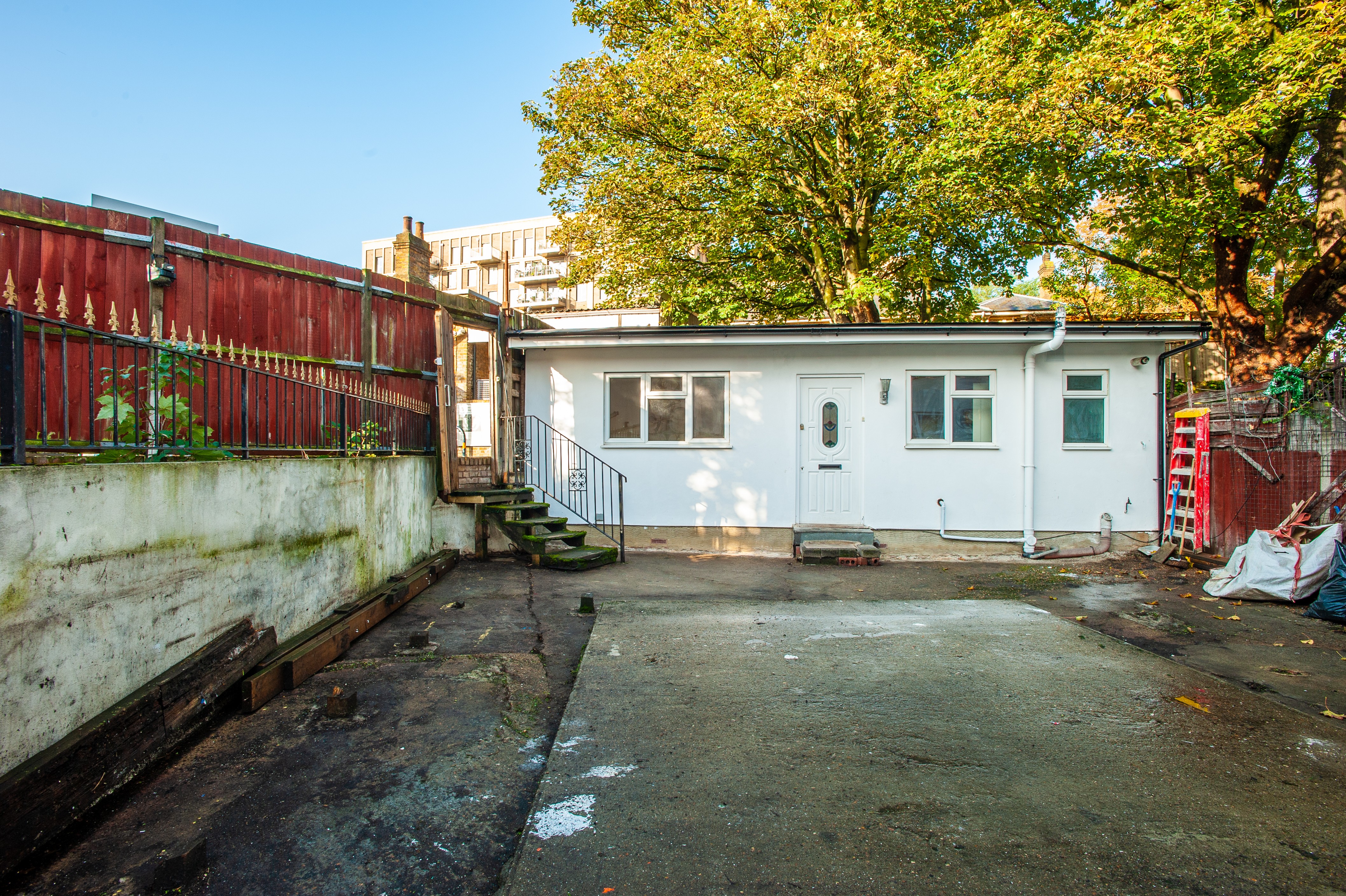 INVESTMENT - Freehold Bungalow 