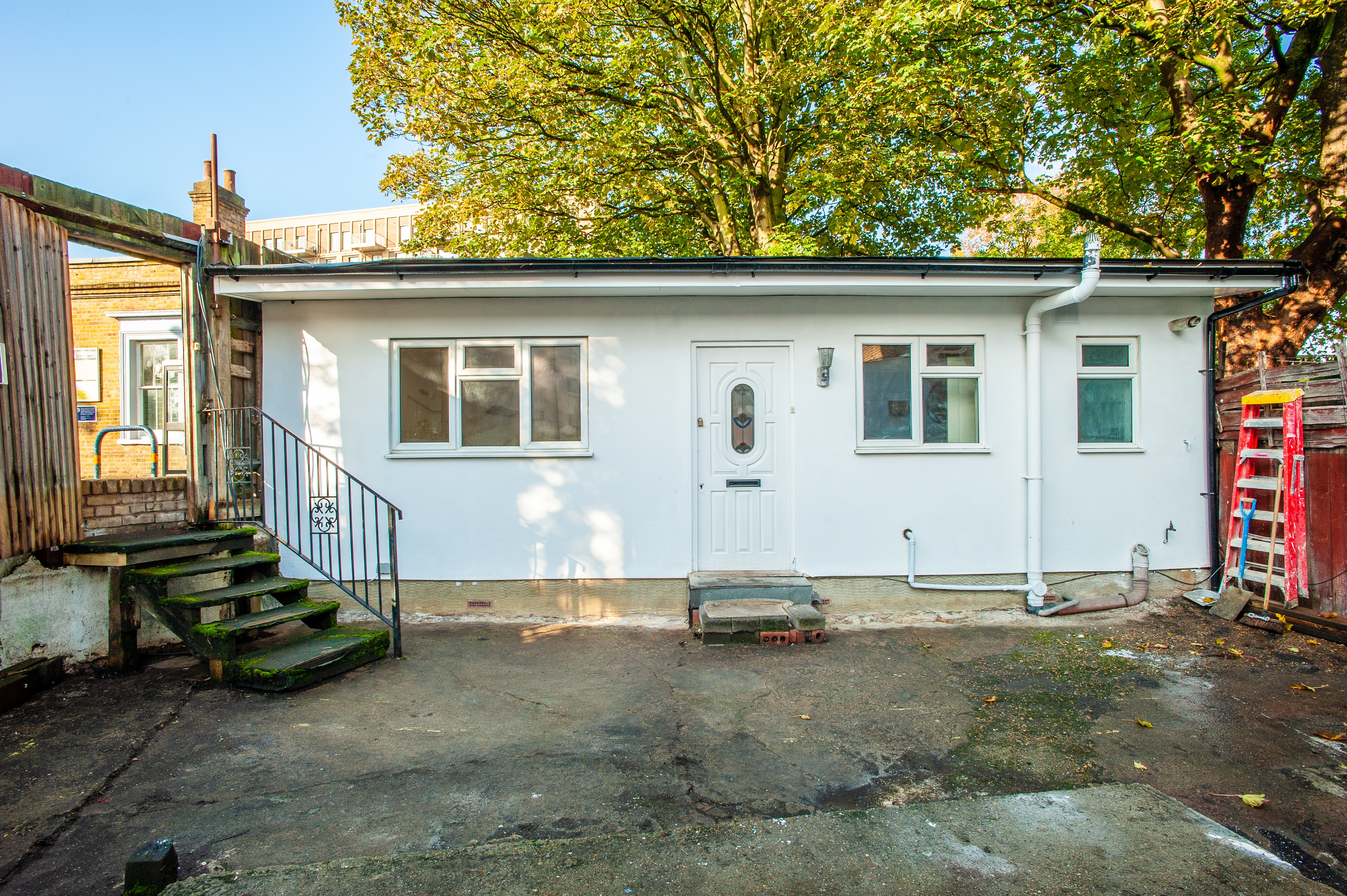 INVESTMENT - Freehold Bungalow 