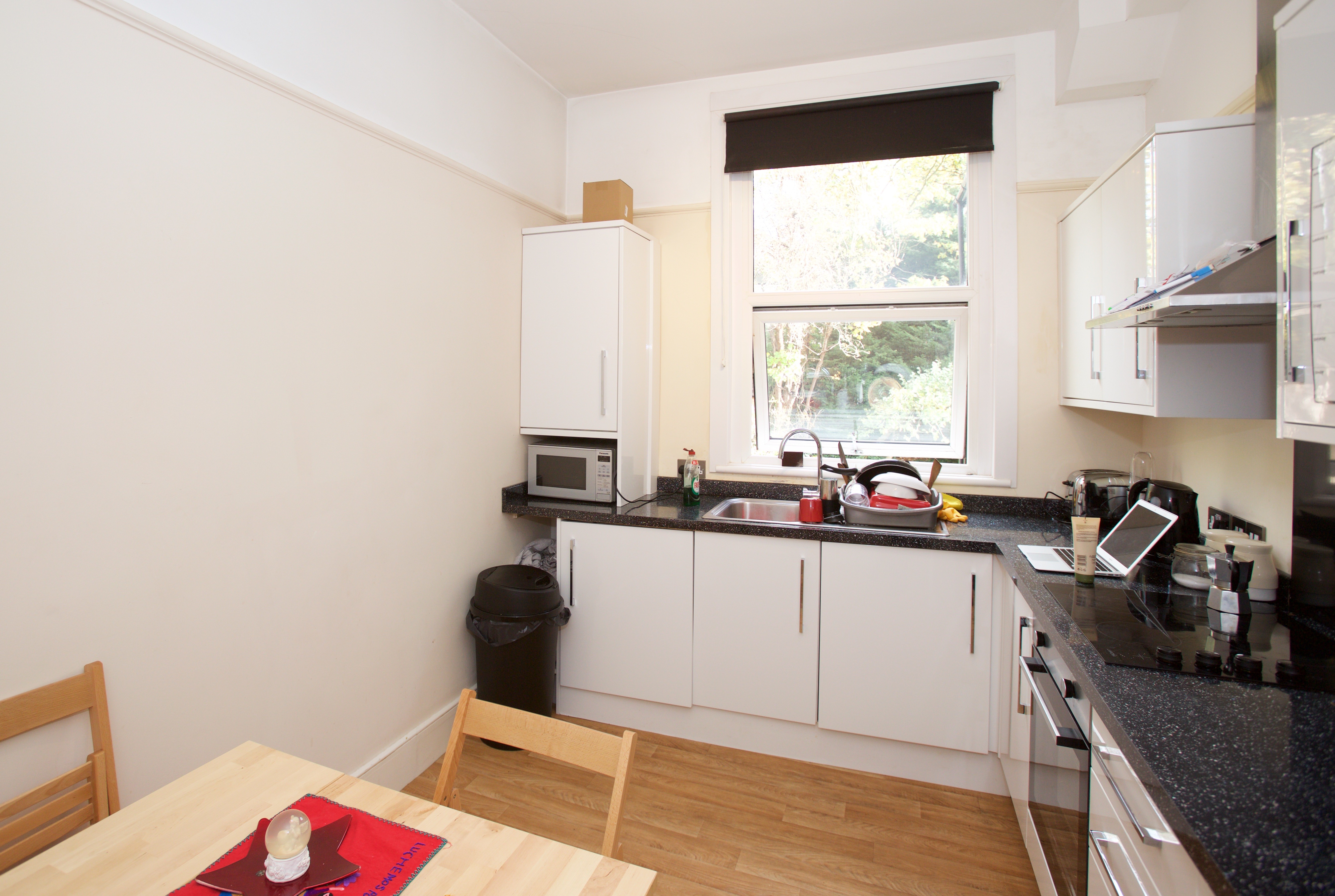 INVESTMENT - Leasehold Self Contained First Floor Flat