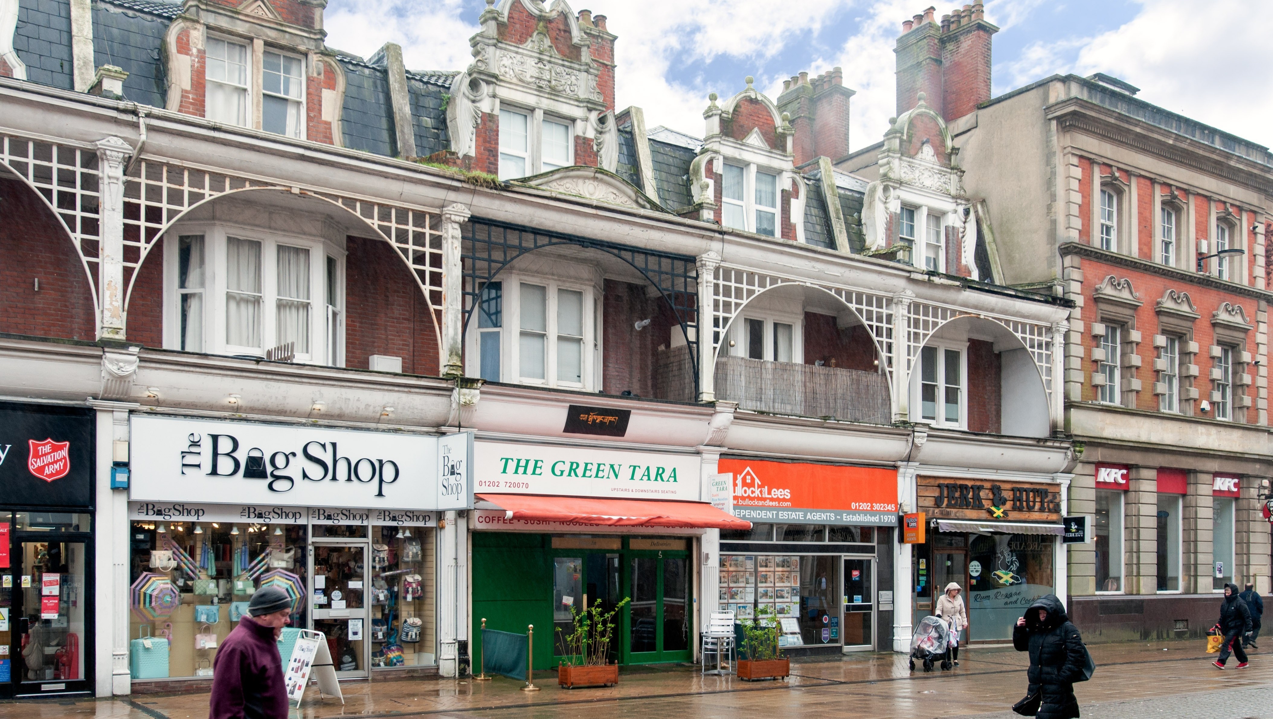 Freehold Restaurant and Residential Ground Rent Investment