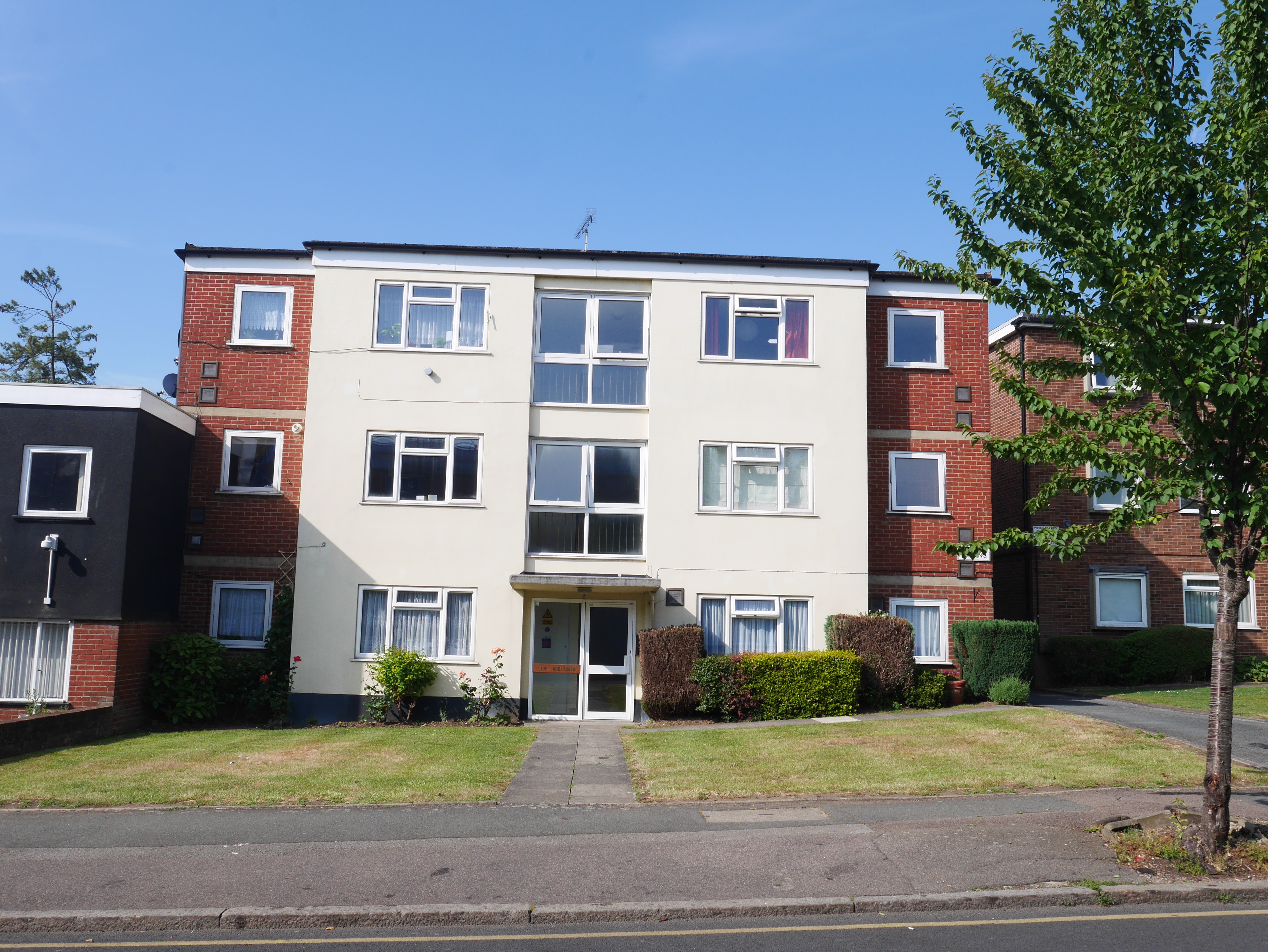 INVESTMENT - Freehold Ground Rent and Garages