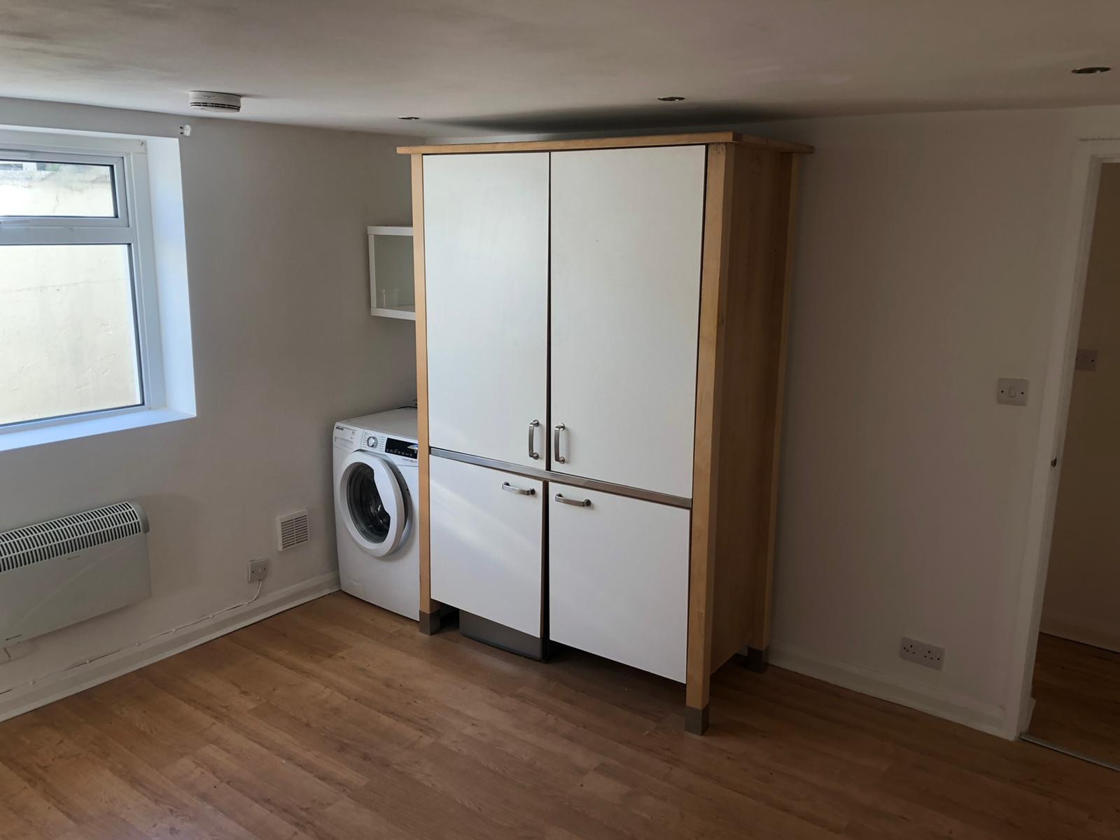 VACANT - Leasehold Lower Ground Floor Flat