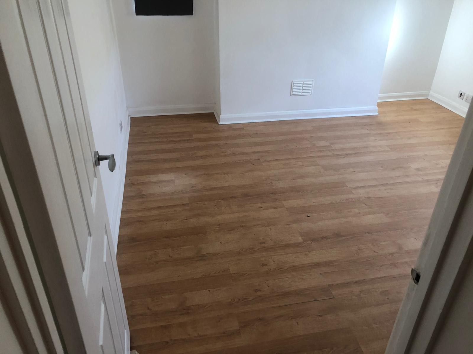 VACANT - Leasehold Lower Ground Floor Flat