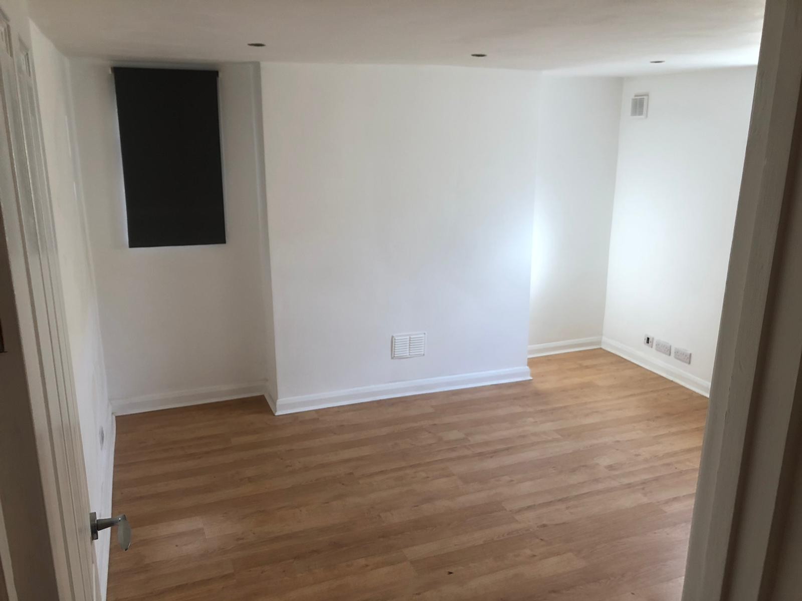 VACANT - Leasehold Lower Ground Floor Flat