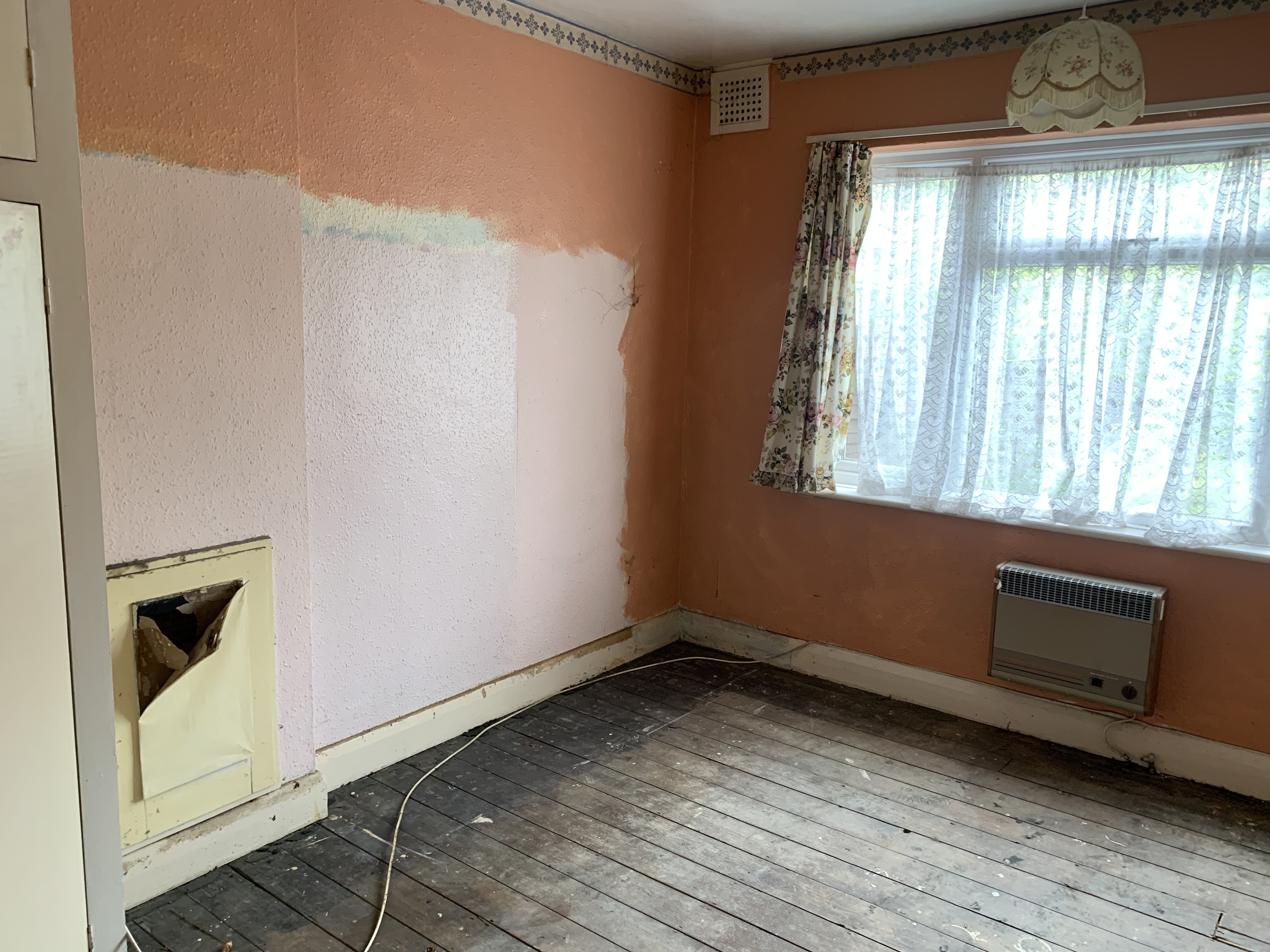VACANT - Leasehold Self Contained Ground Floor Flat