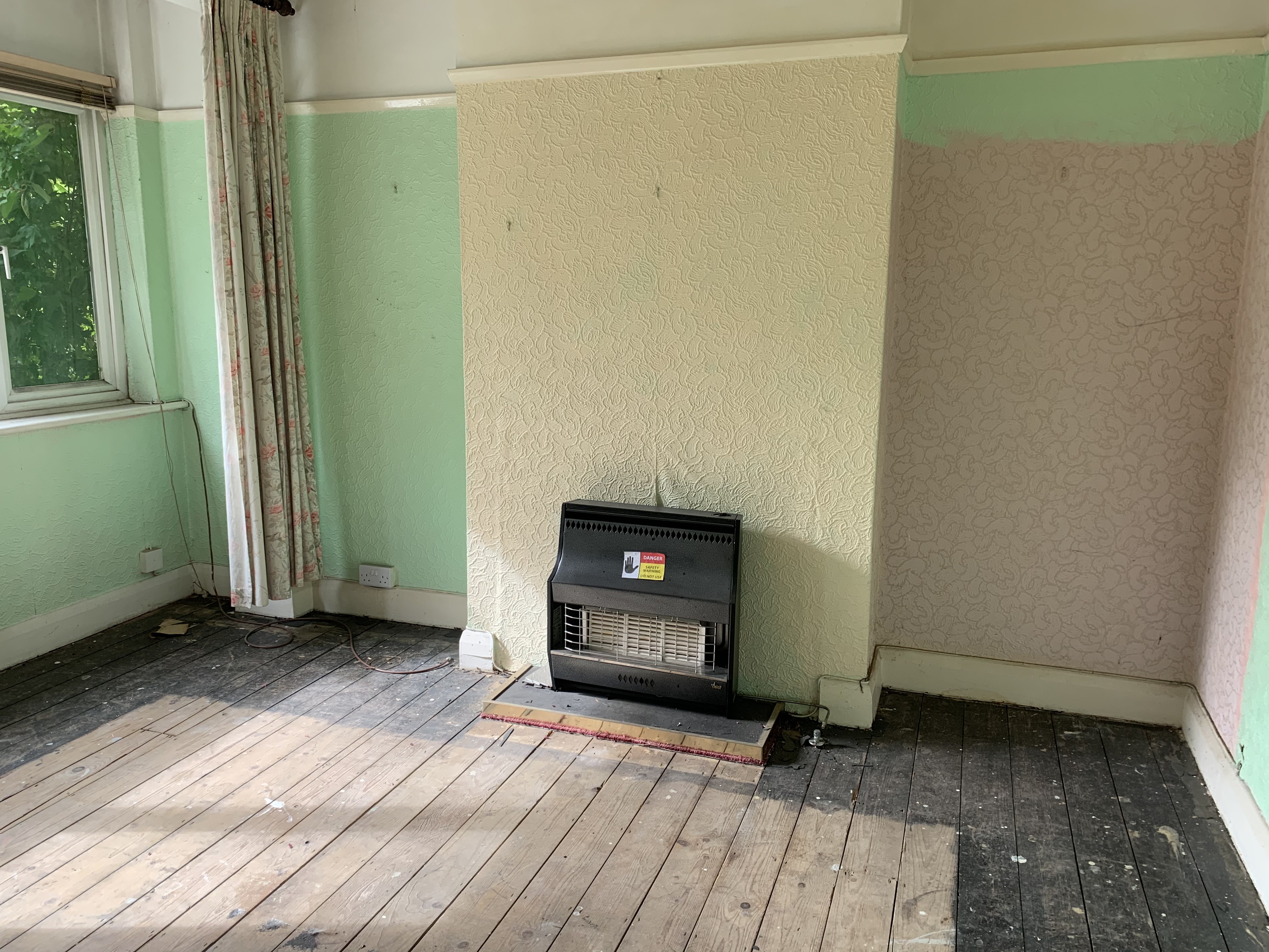 VACANT - Leasehold Self Contained Ground Floor Flat