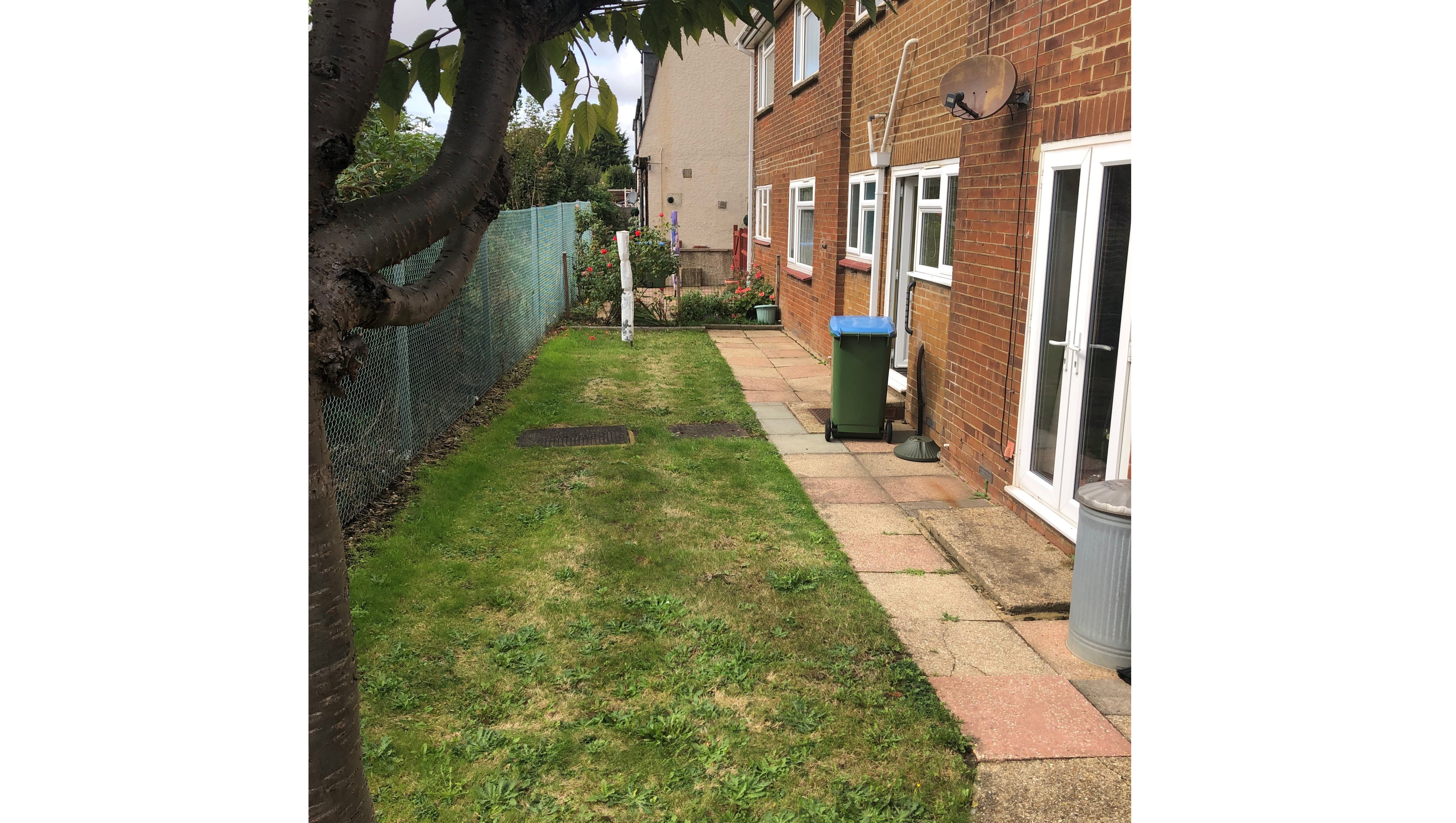 VACANT - Freehold Self Contained Flat