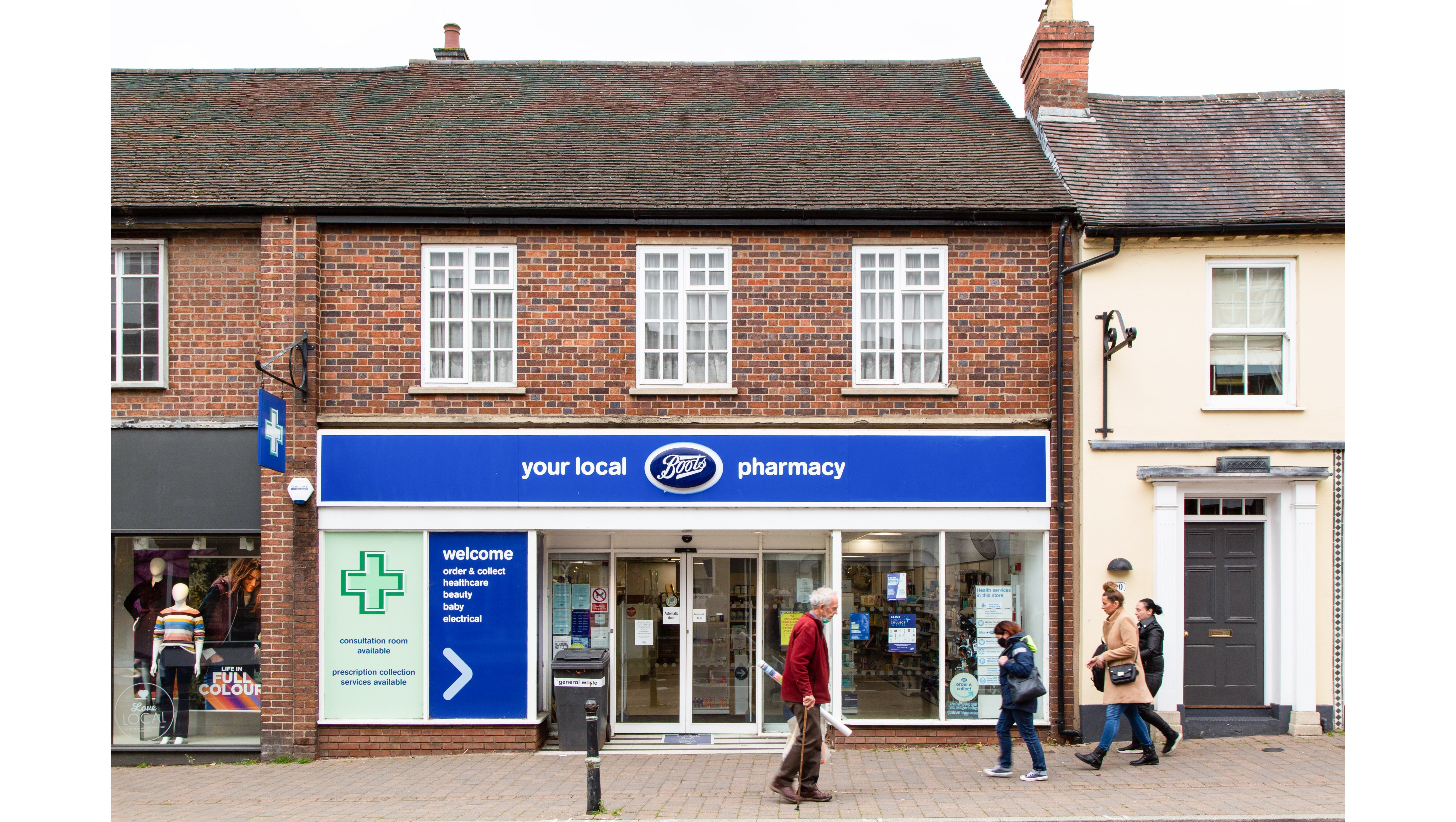 Attractive Freehold Pharmacy Investment