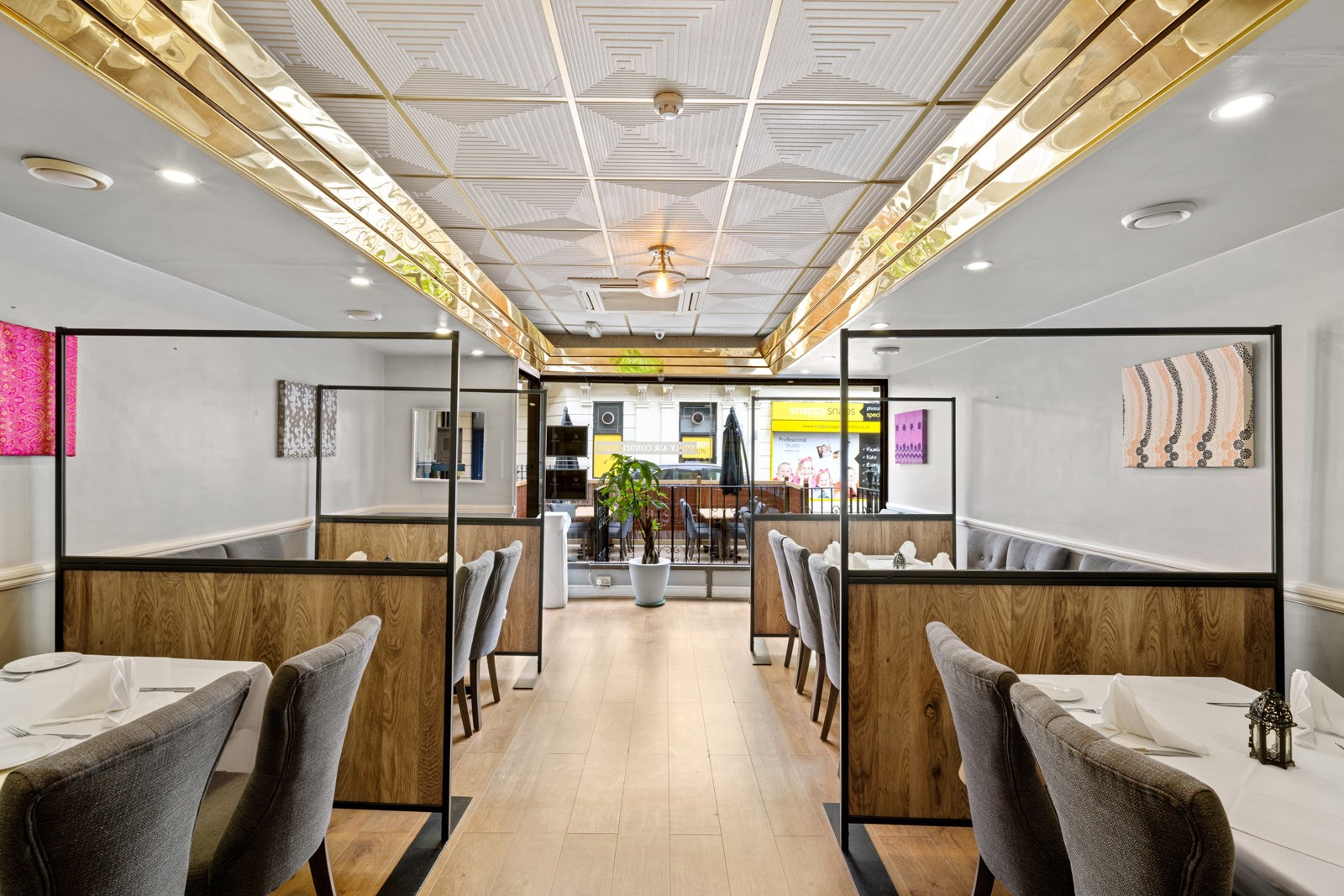 Well Located Freehold Restaurant & Ground Rent Investment