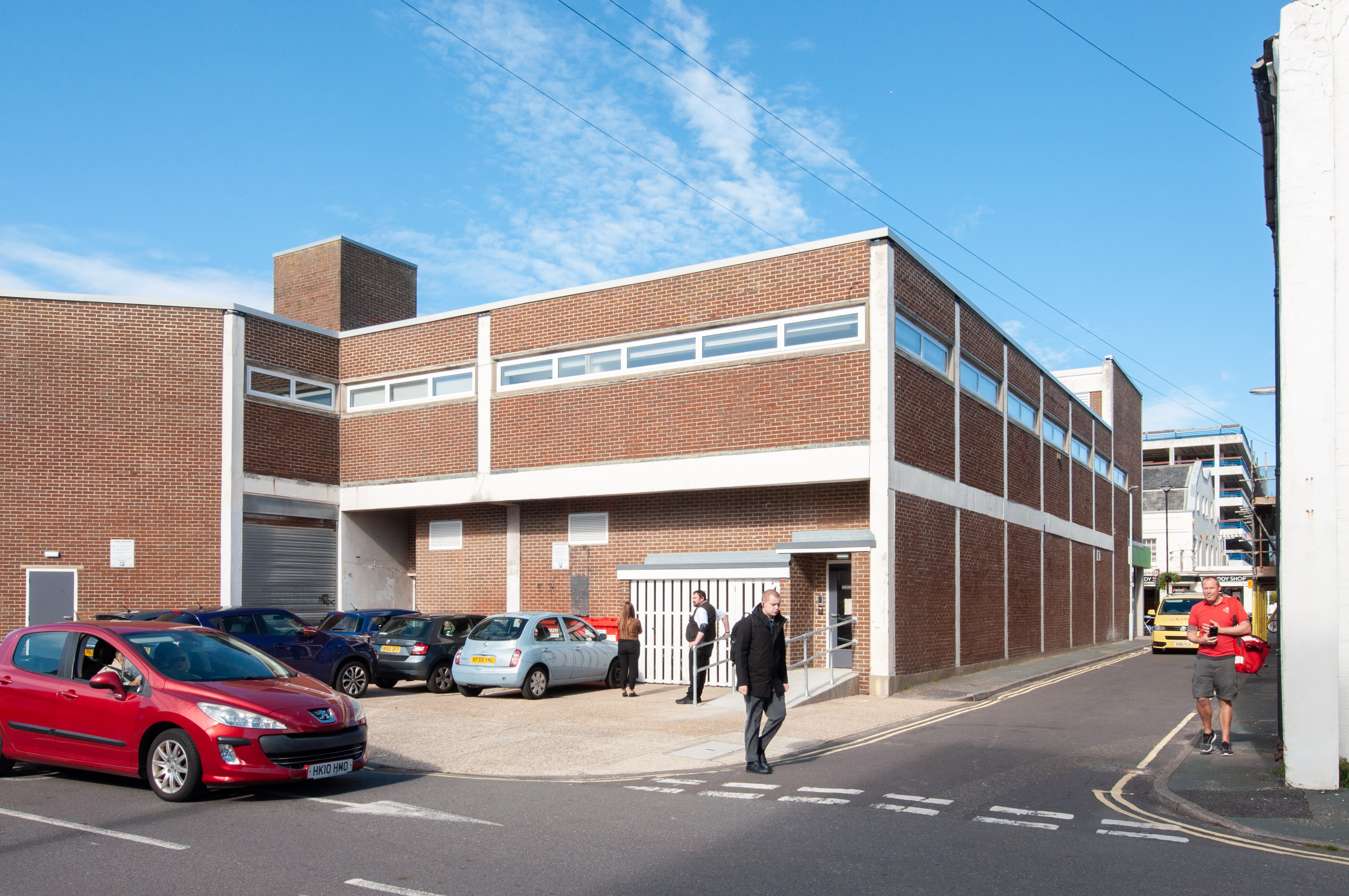 Freehold  Job Centre and office Investment