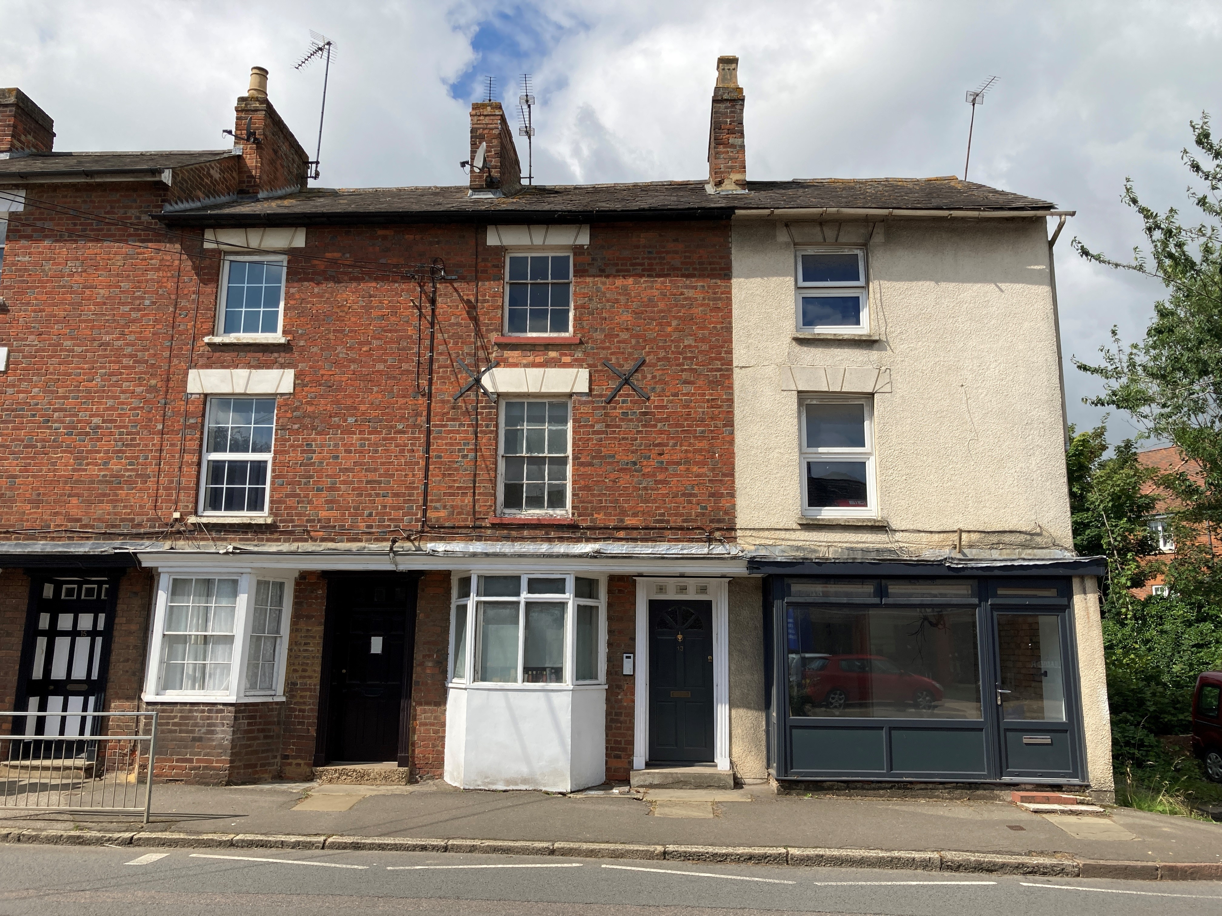 INVESTMENT - Freehold Grade II Listed Mid Terrace (HMO) Building 