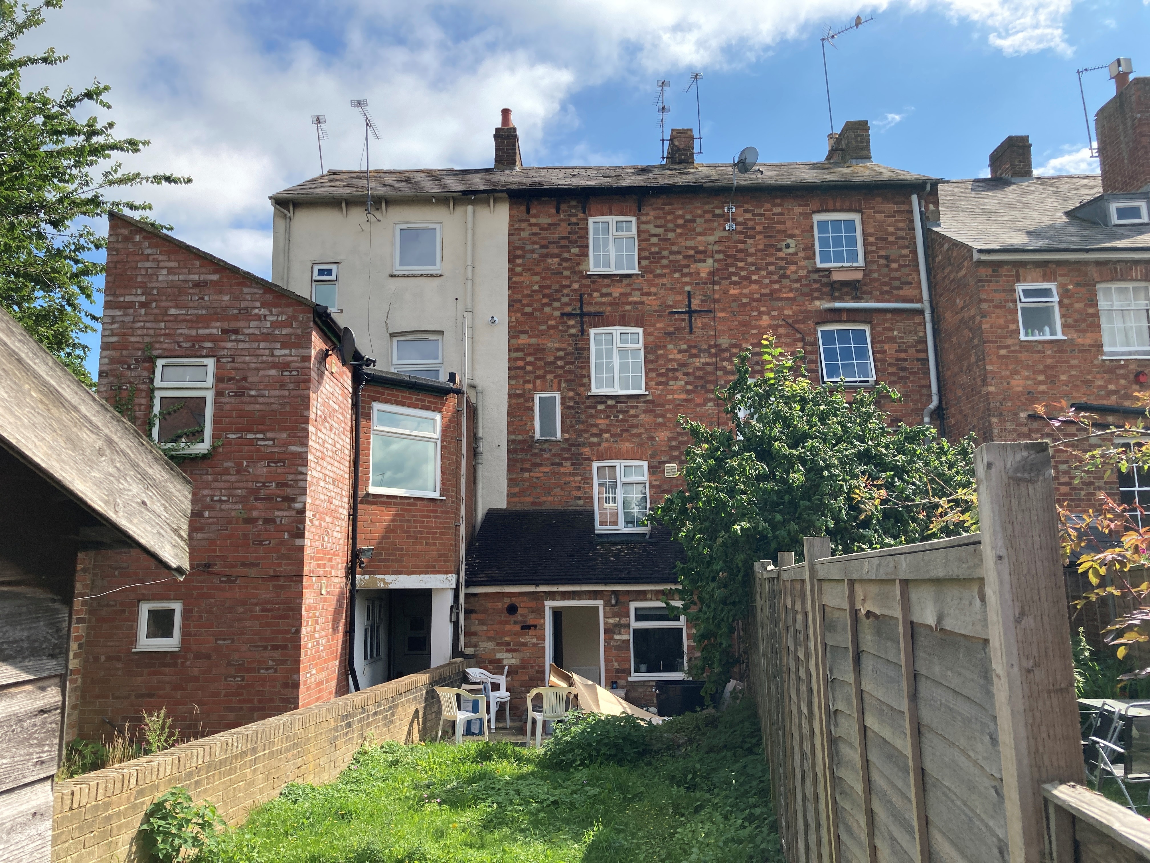 INVESTMENT - Freehold Grade II Listed Mid Terrace (HMO) Building 