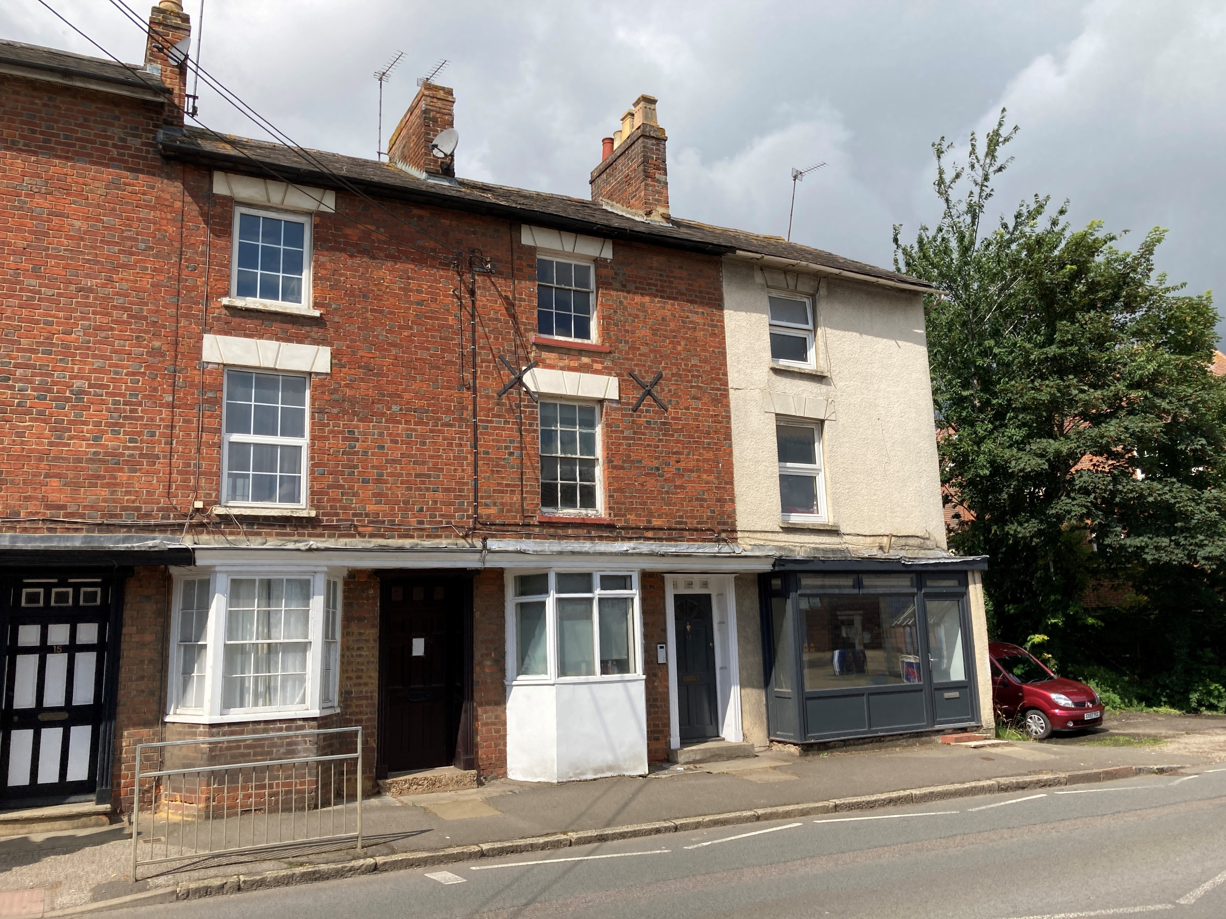 INVESTMENT - Freehold Grade II Listed Mid Terrace (HMO) Building 