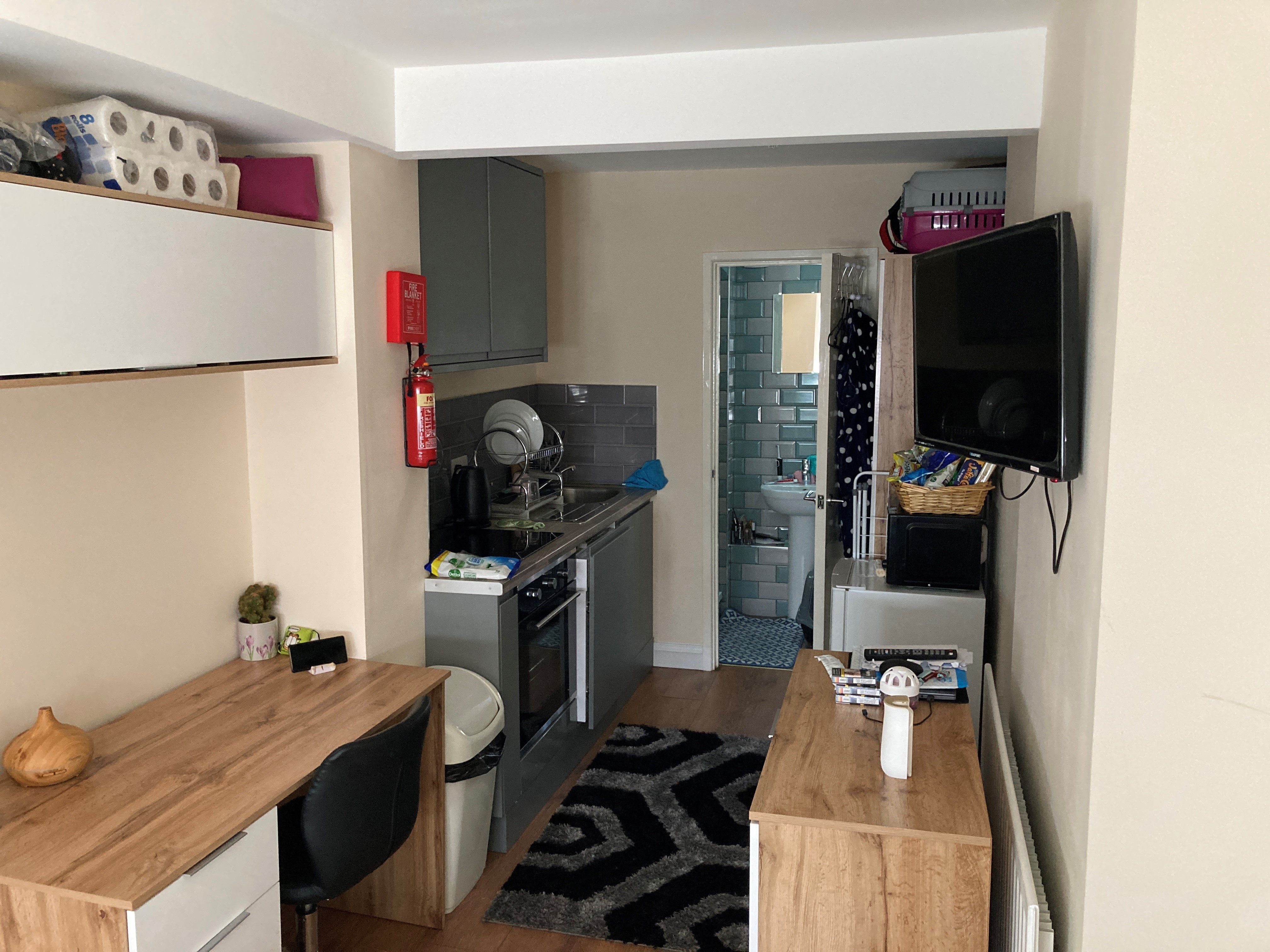 INVESTMENT - Freehold Grade II Listed Mid Terrace (HMO) Building 
