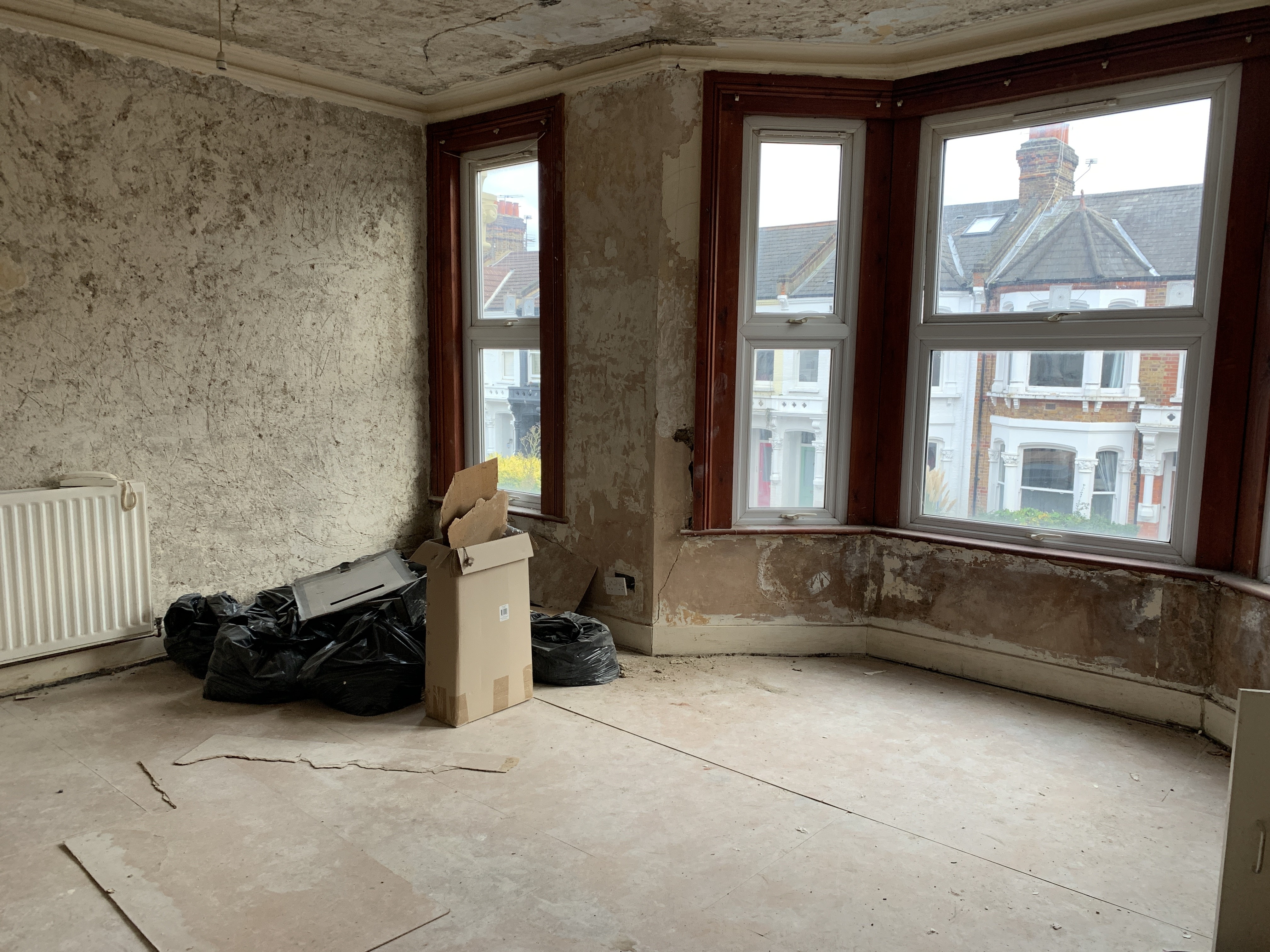 VACANT - Leasehold Self Contained First Floor Flat
