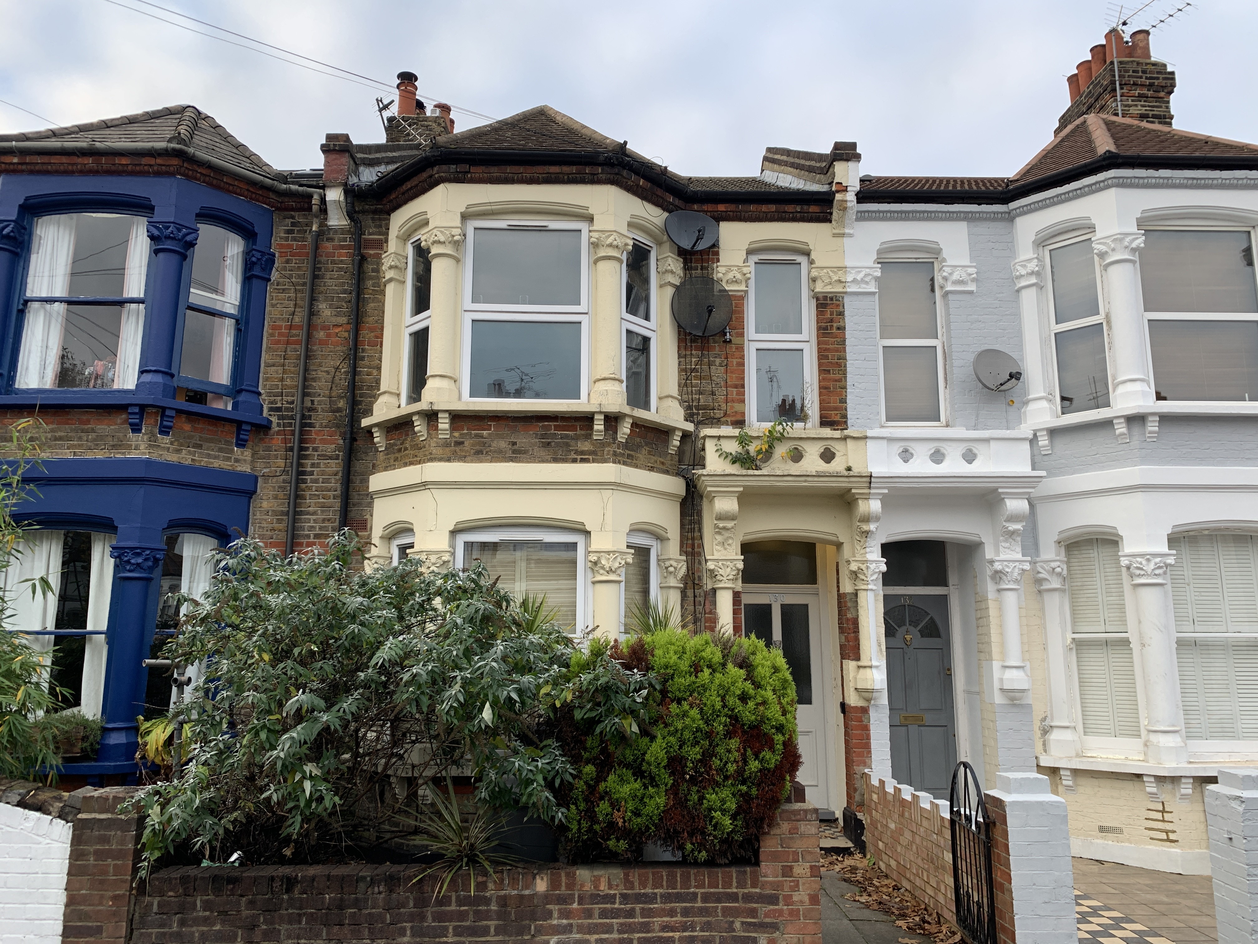 VACANT - Leasehold Self Contained First Floor Flat