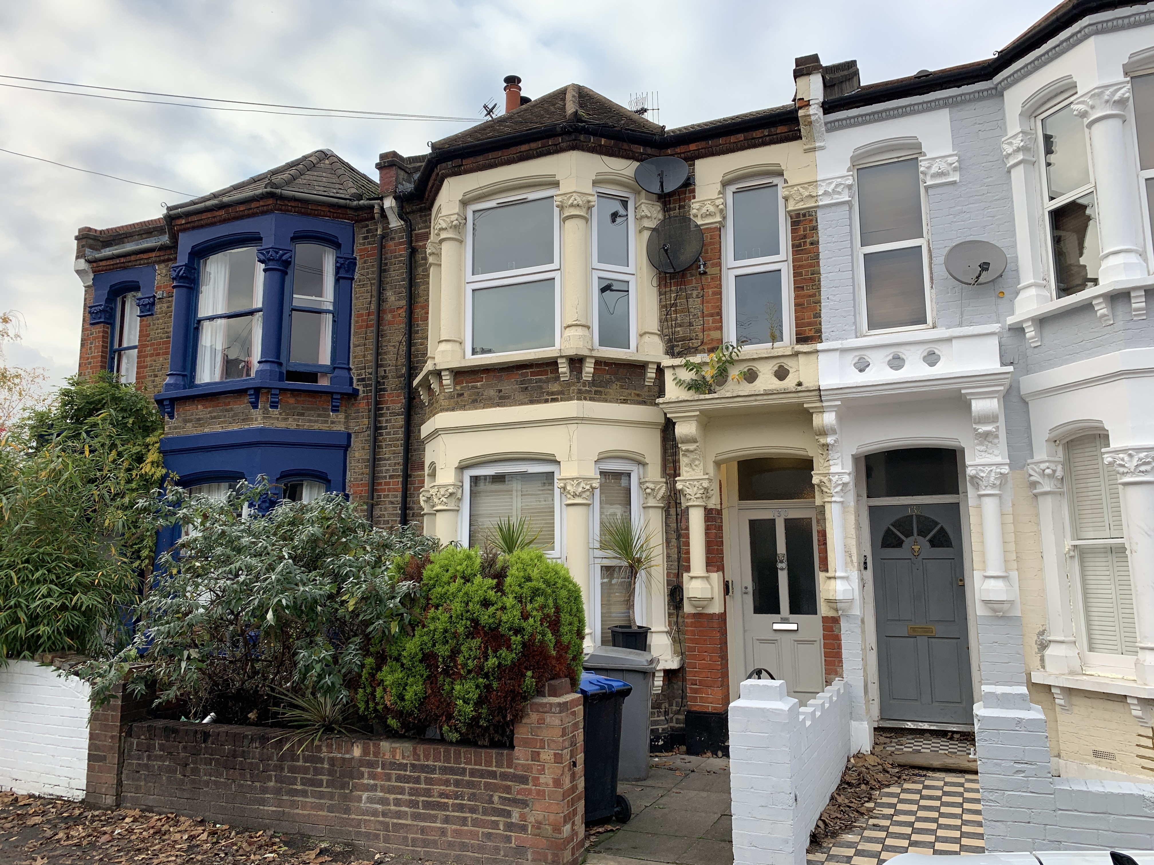VACANT - Leasehold Self Contained First Floor Flat