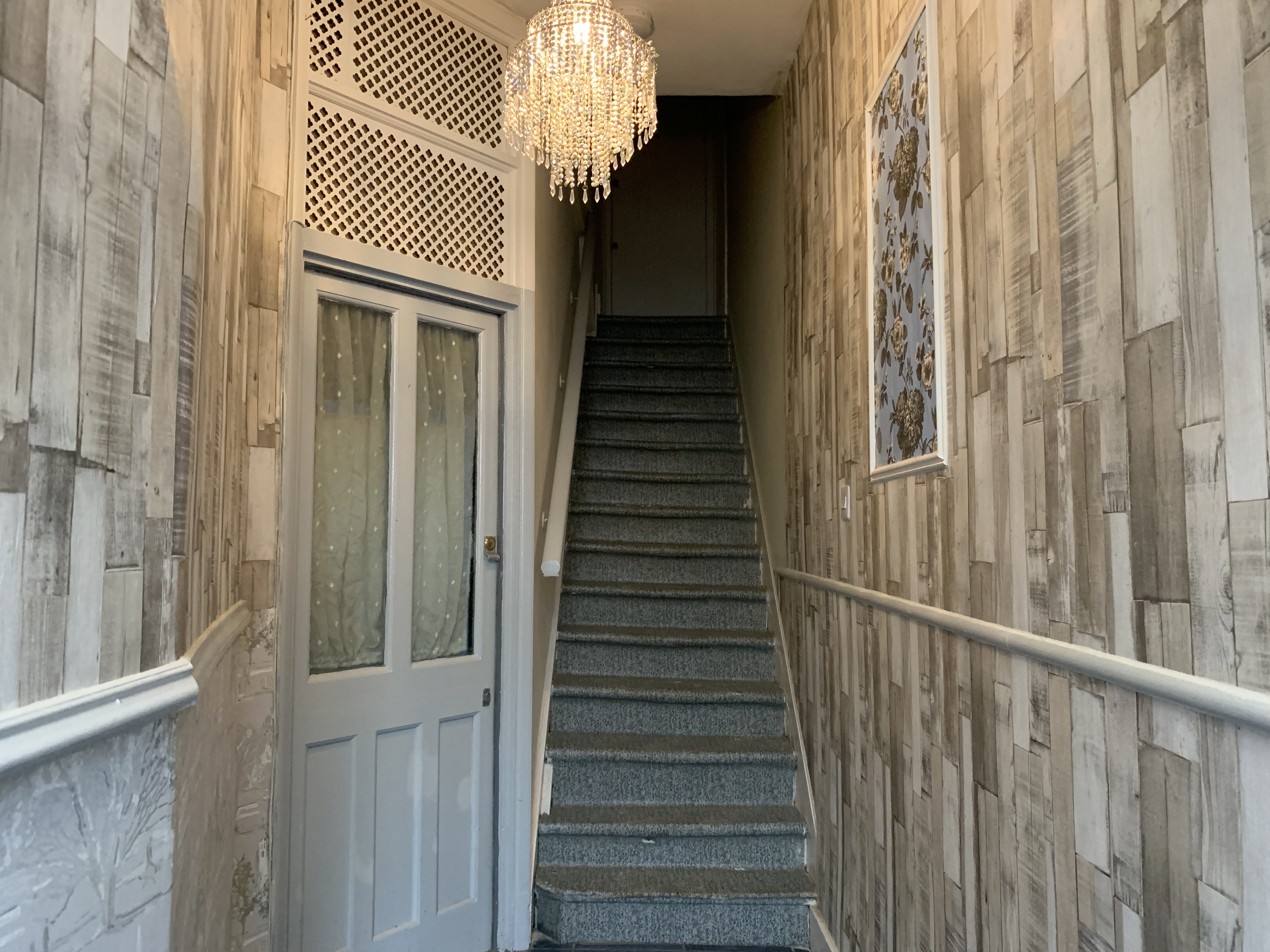 VACANT - Leasehold Self Contained First Floor Flat