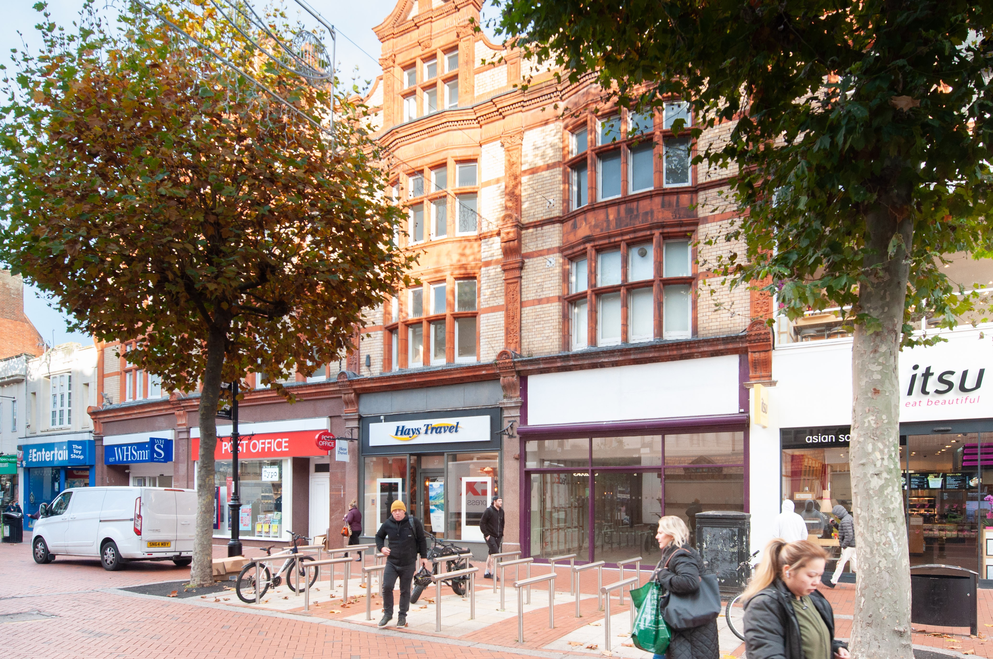 Attractive Freehold Shop Investment