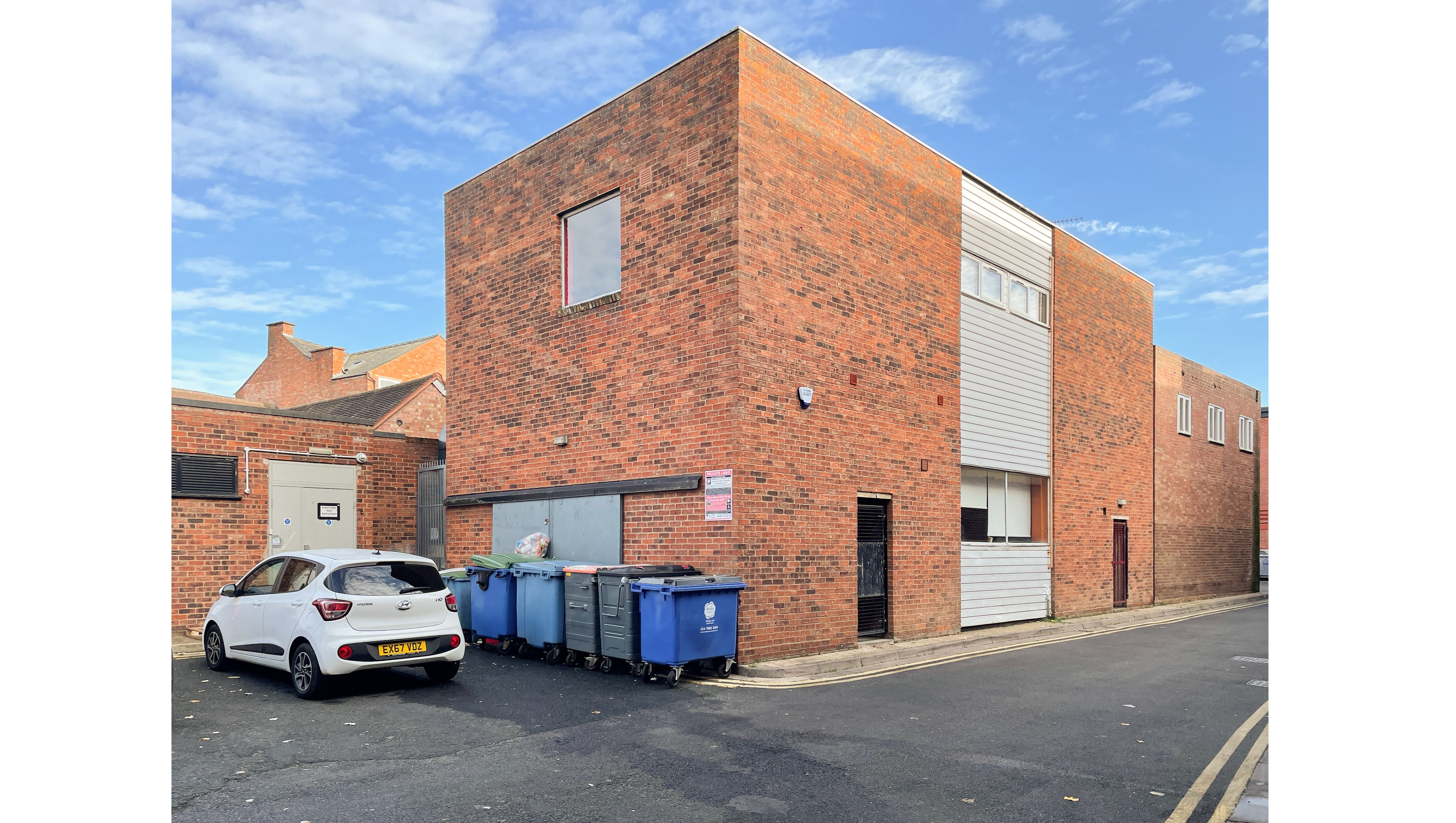 Freehold Shop & Office Investment
