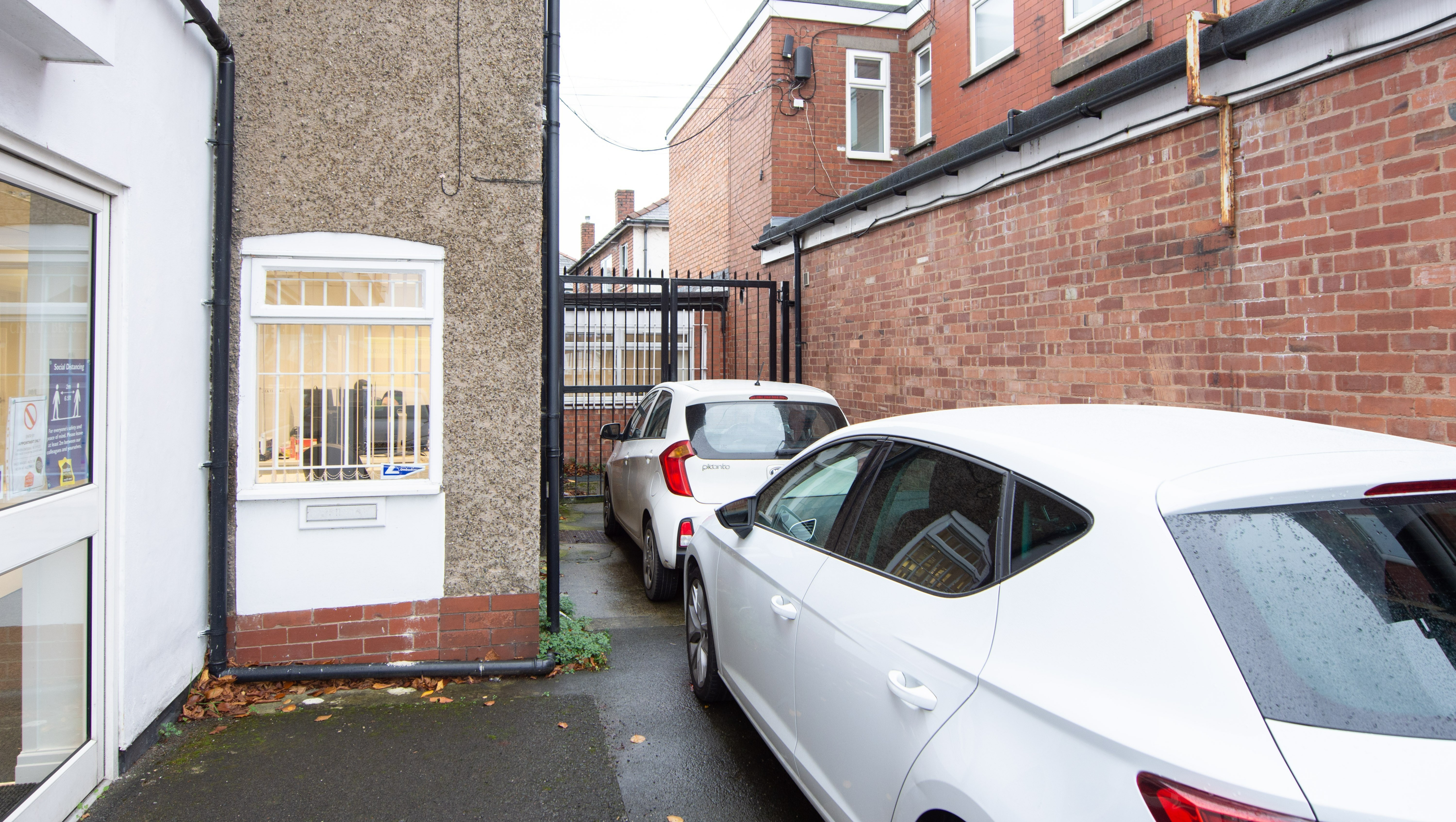 Freehold Auction House Investment