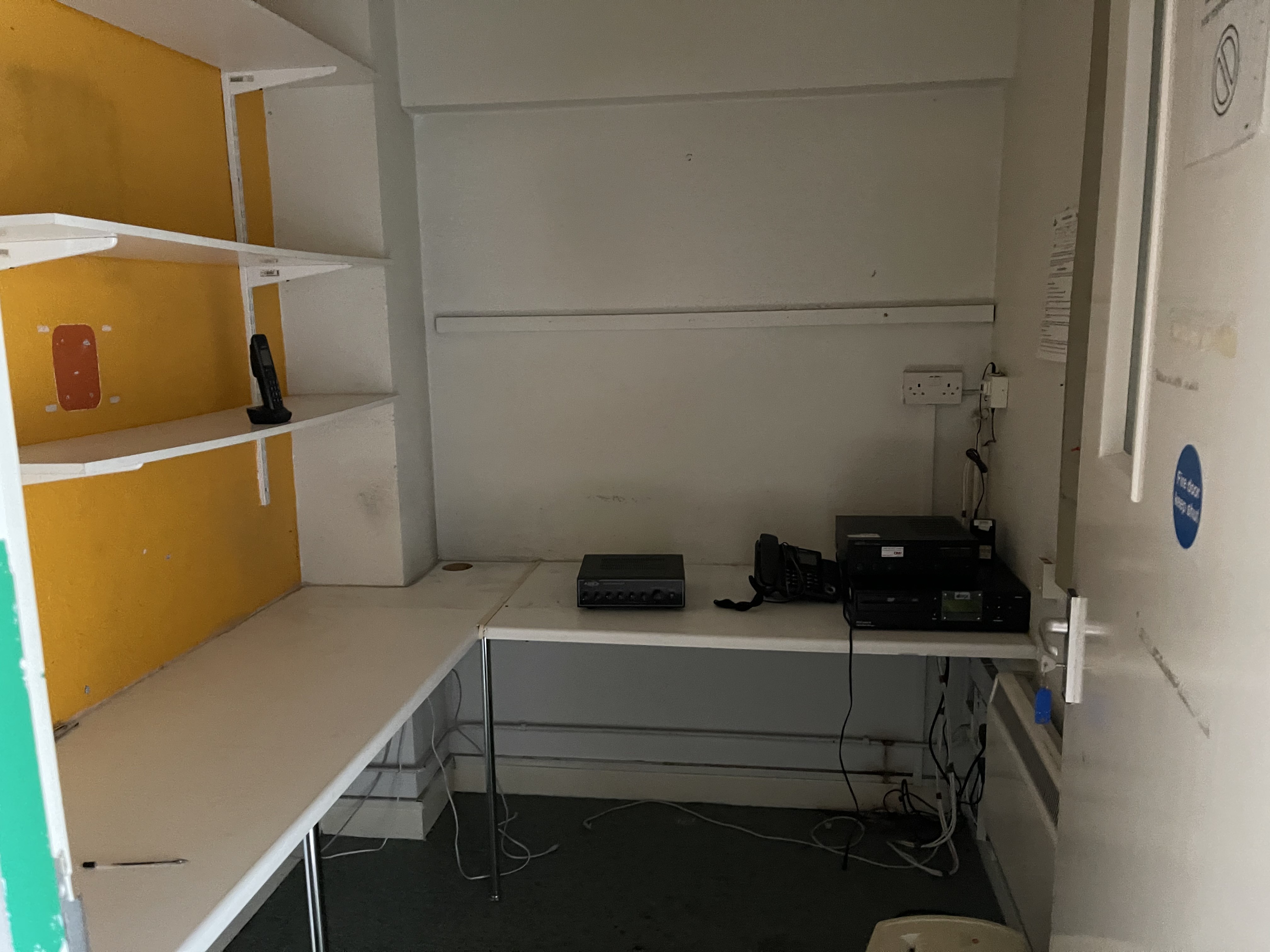 VACANT/INVESTMENT - Freehold Mid Terrace Building