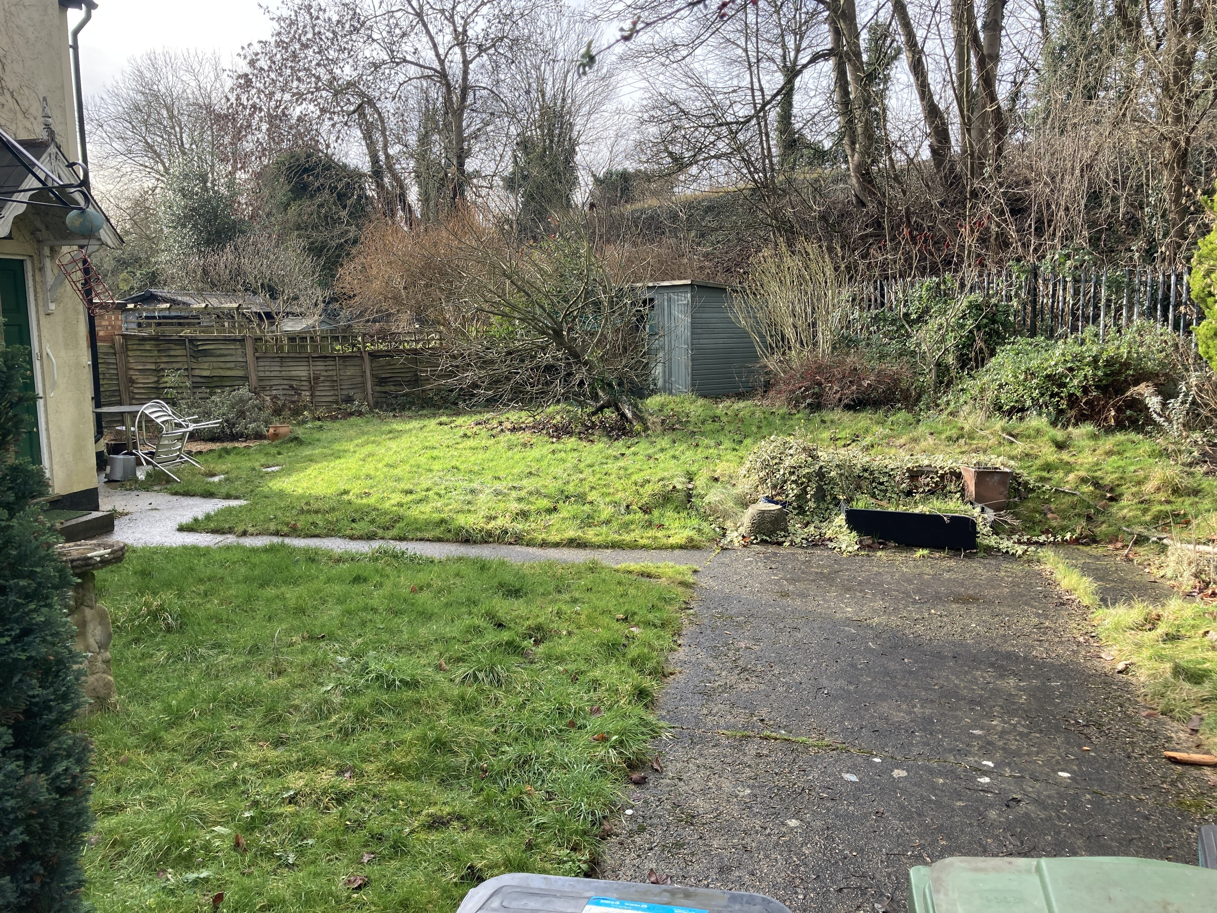 INVESTMENT - Freehold End Of Terrace House with Planning Permission