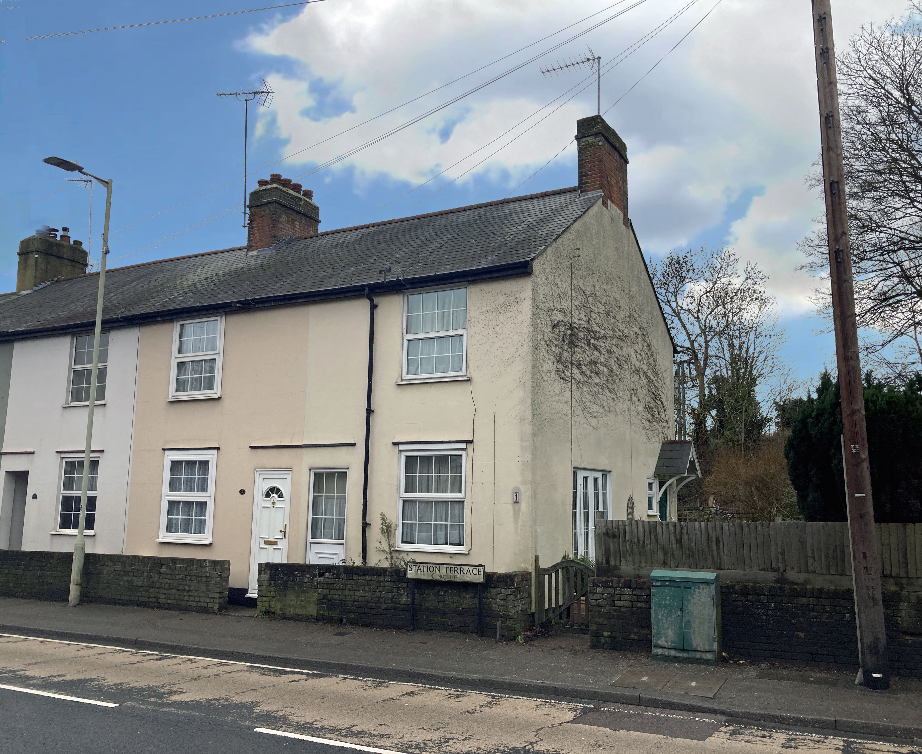 INVESTMENT - Freehold End Of Terrace House with Planning Permission