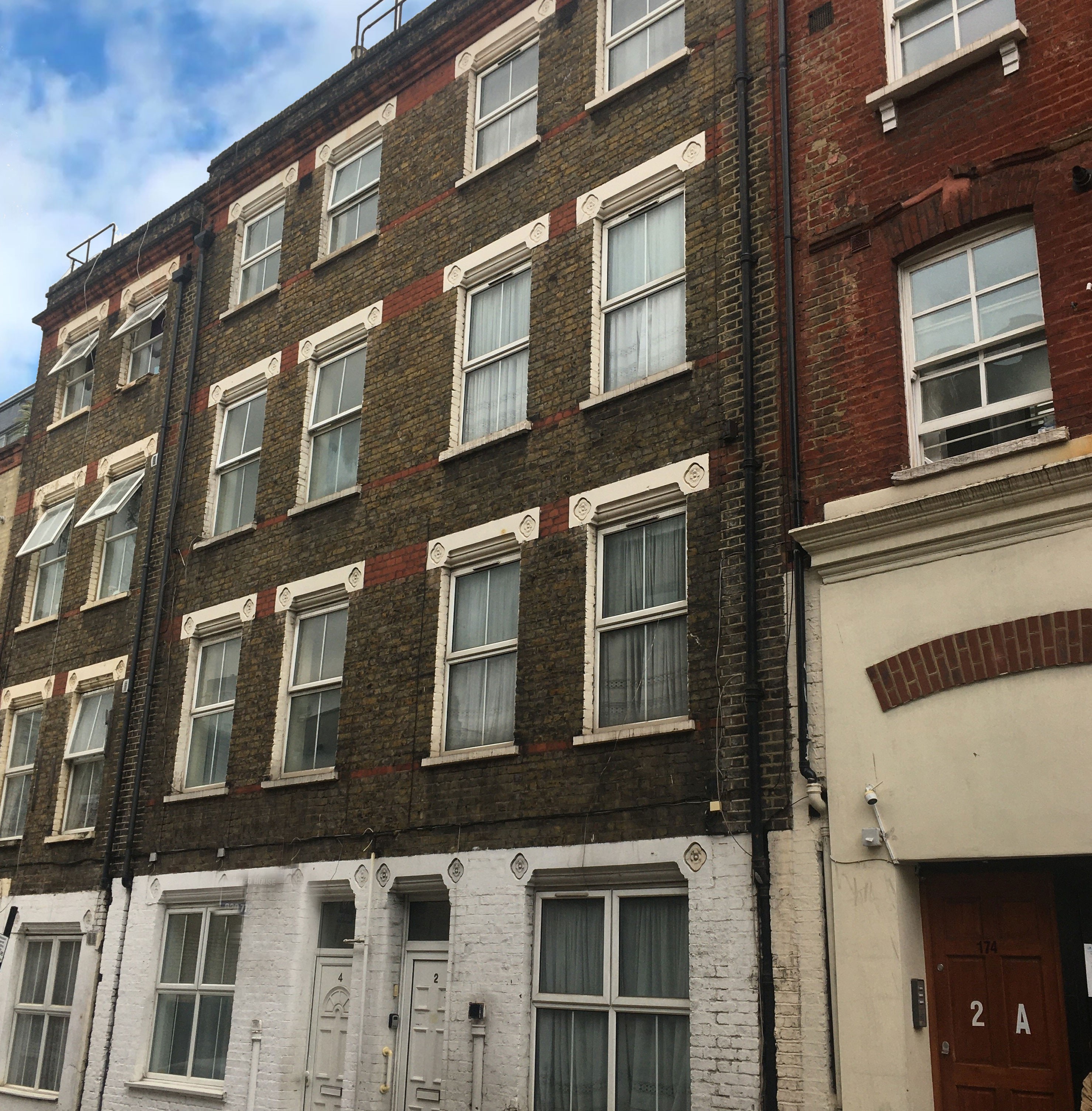 VACANT - Freehold Mid Terrace Four Storey House with Rear Court Yard