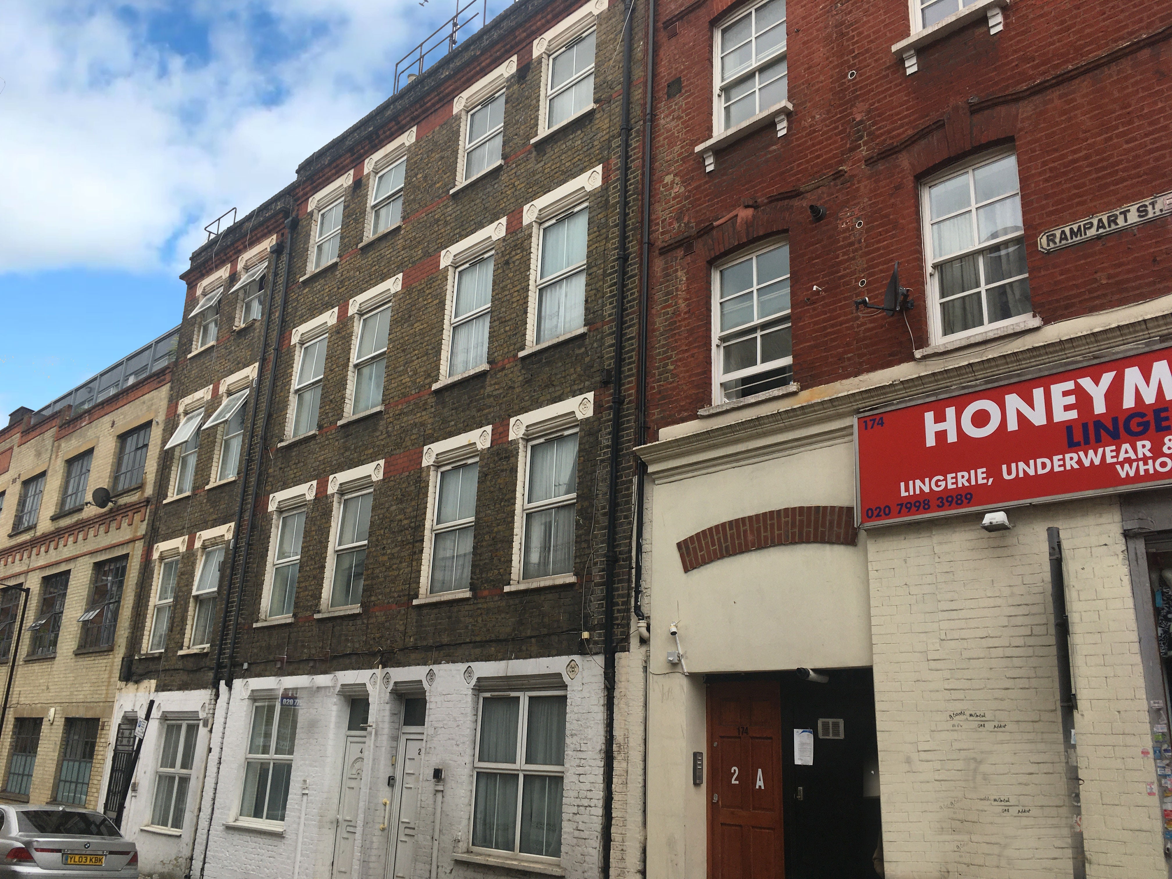 VACANT - Freehold Mid Terrace Four Storey House with Rear Court Yard