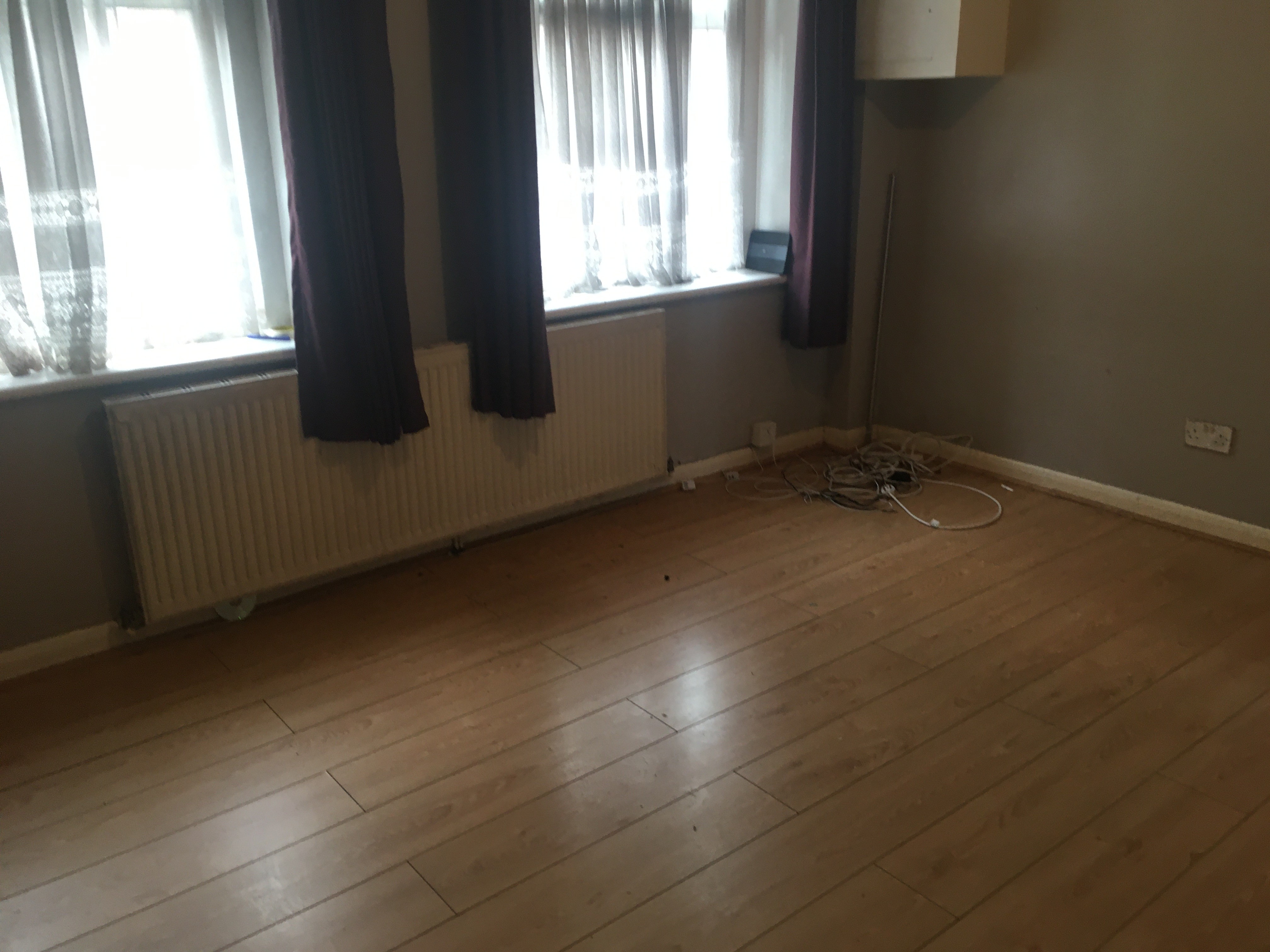 VACANT - Freehold Mid Terrace Four Storey House with Rear Court Yard