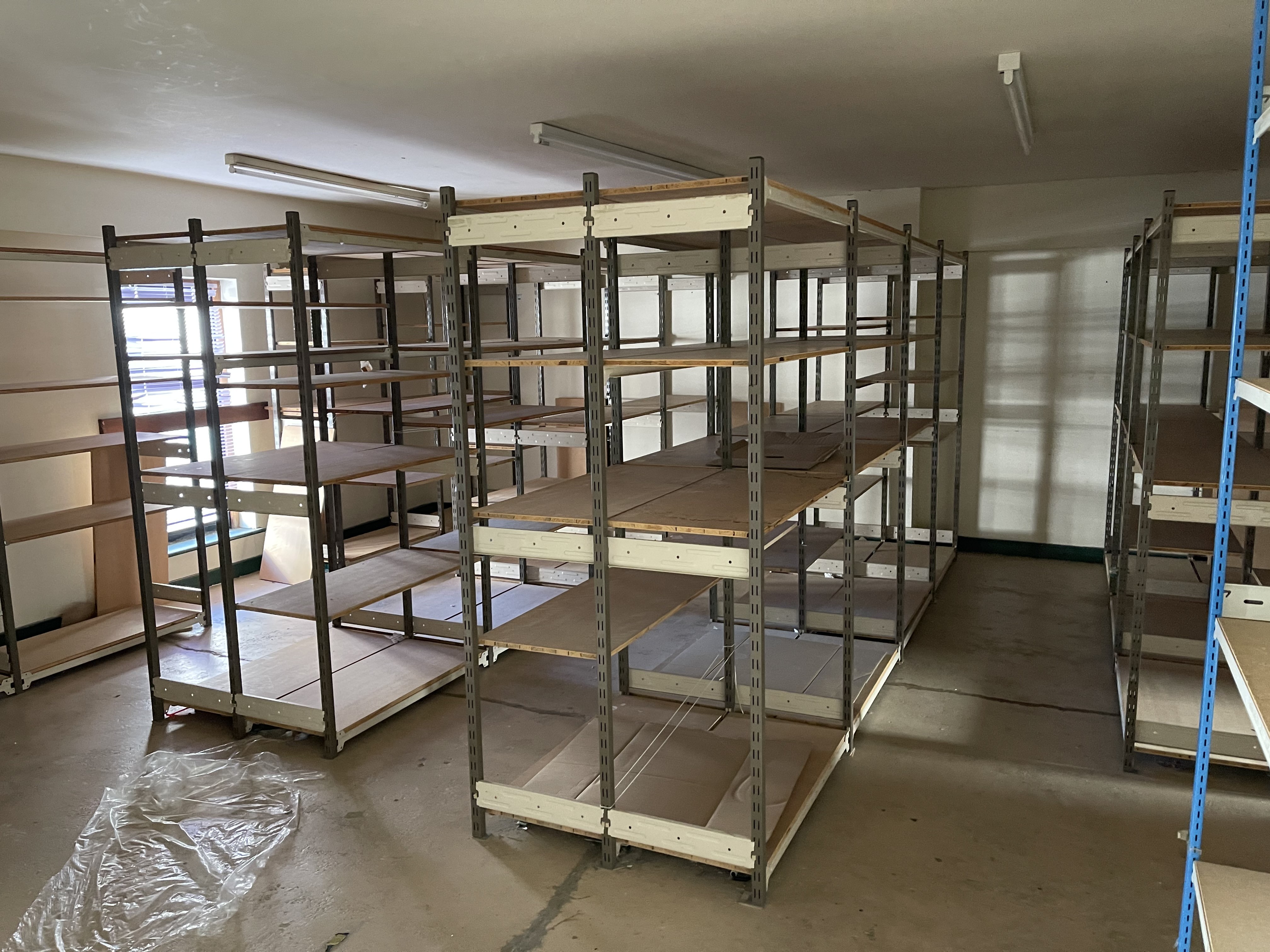 VACANT/INVESTMENT - Freehold Mid Terrace Building