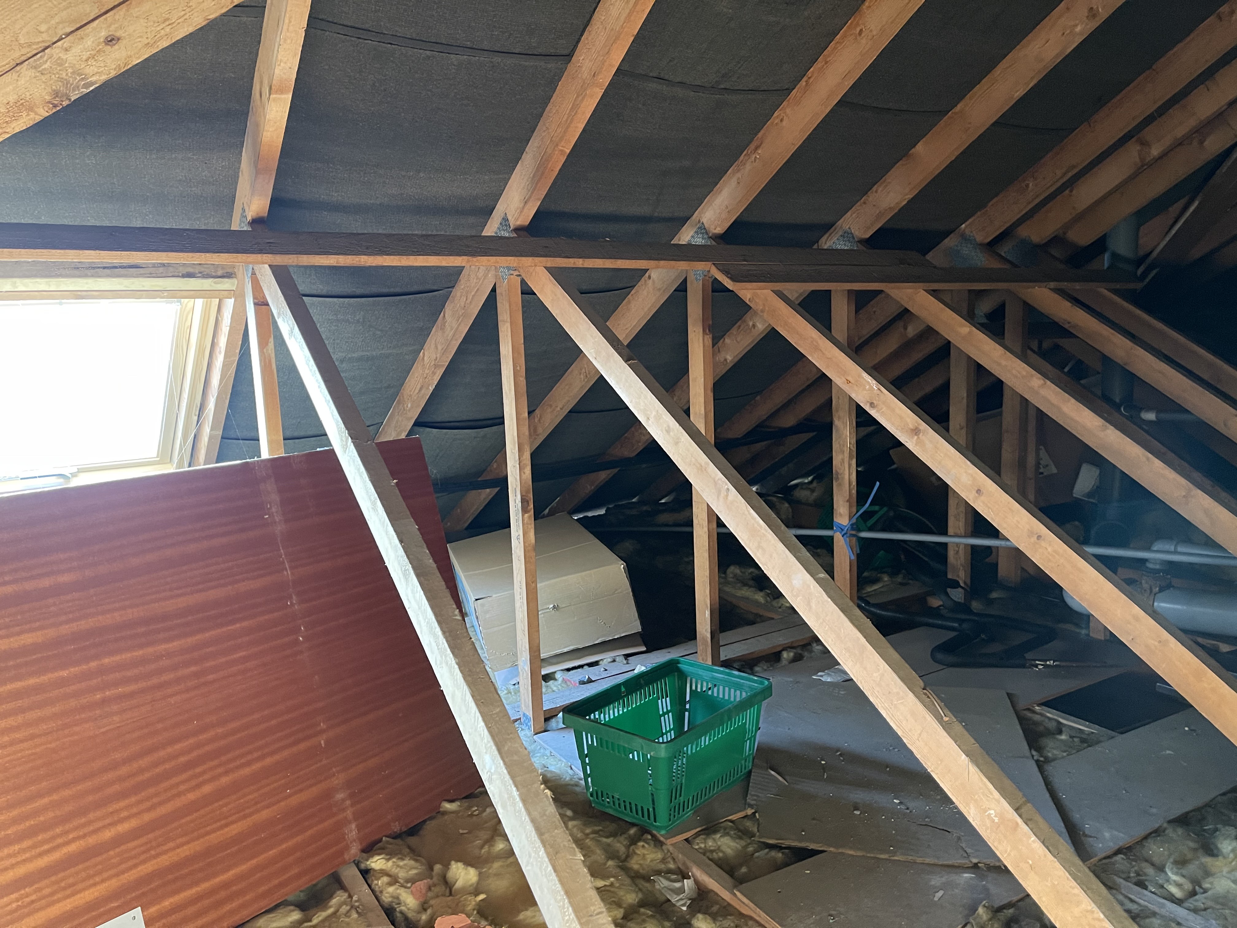 VACANT/INVESTMENT - Freehold Mid Terrace Building