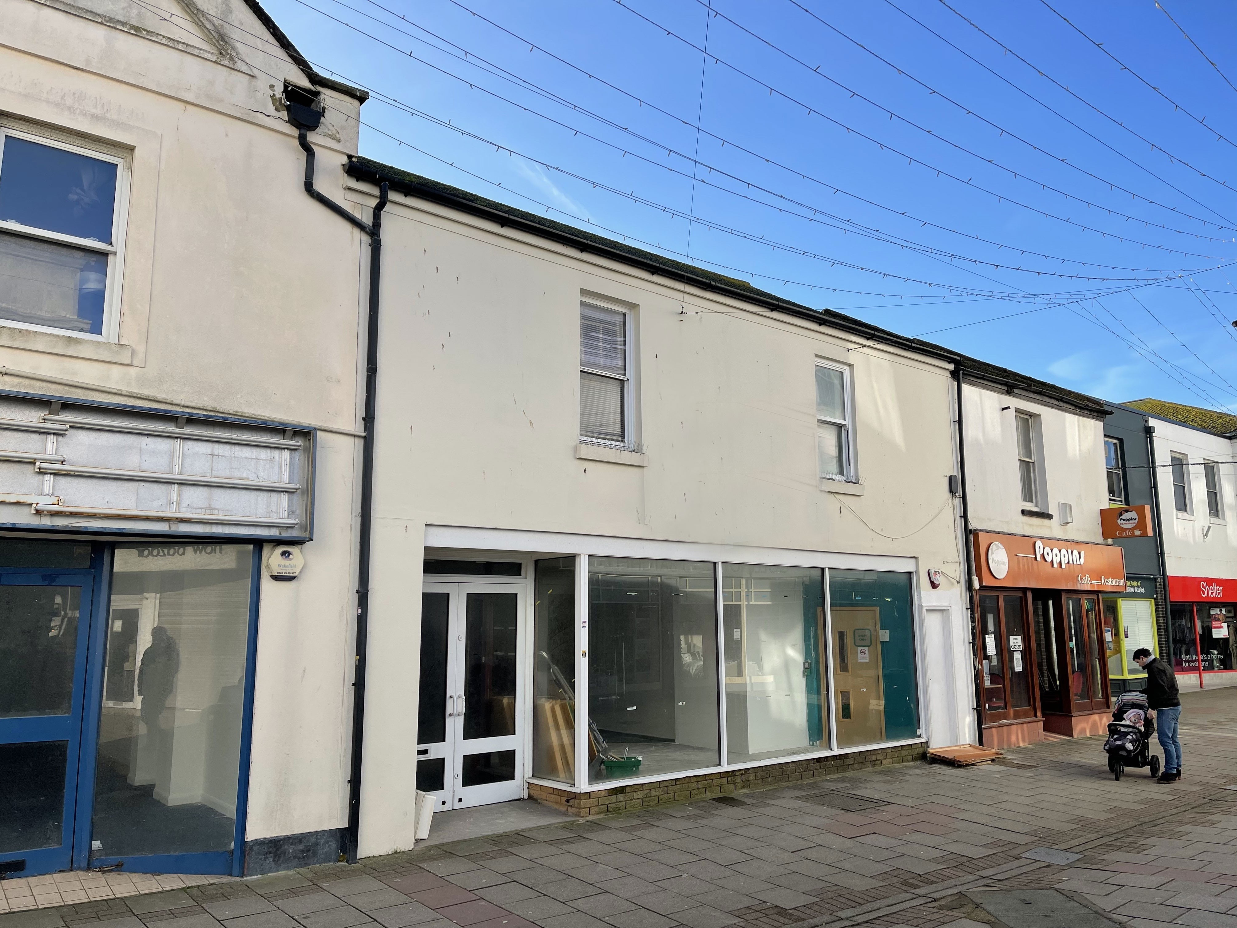 VACANT/INVESTMENT - Freehold Mid Terrace Building
