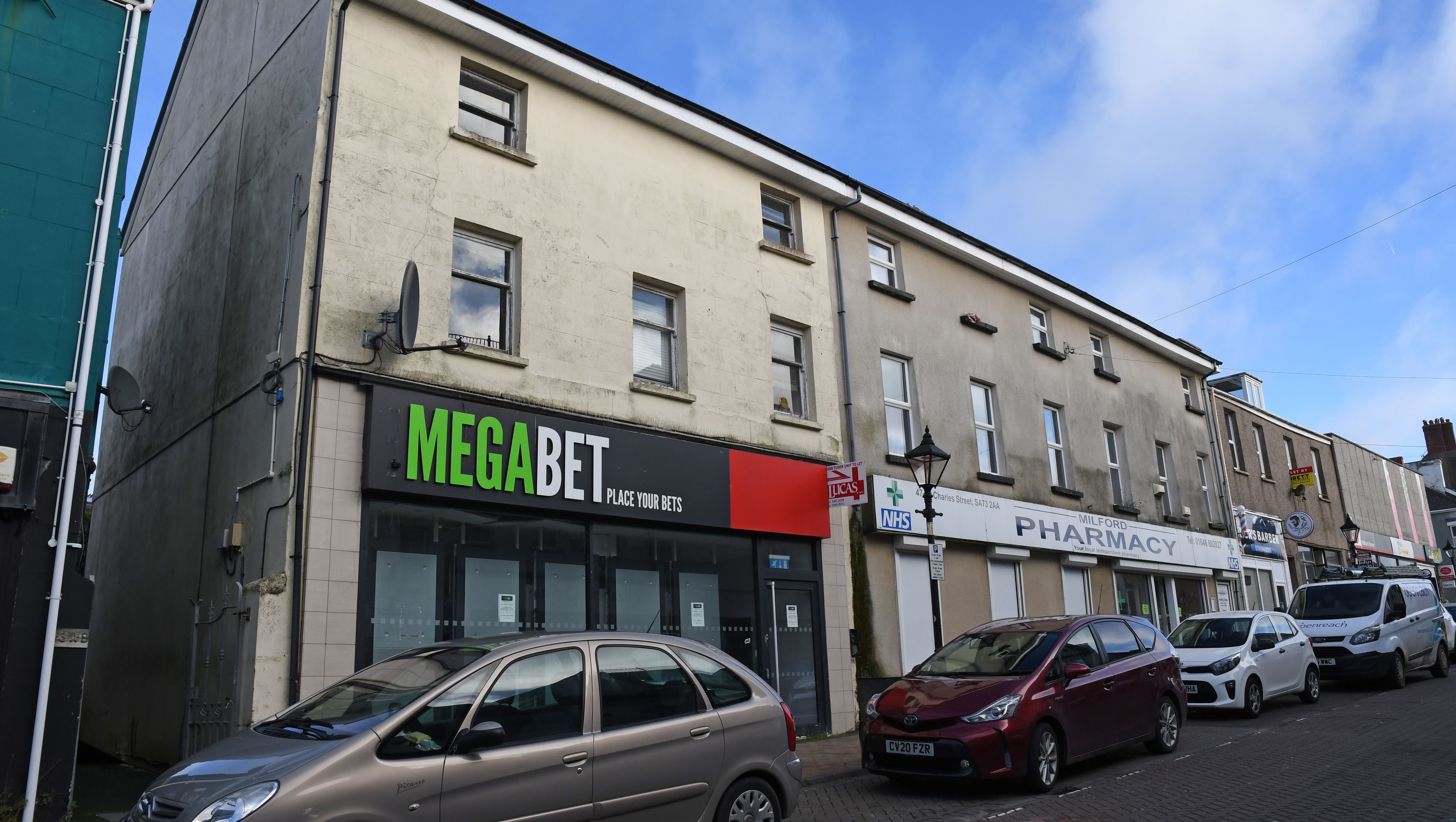 Vacant Freehold Shop