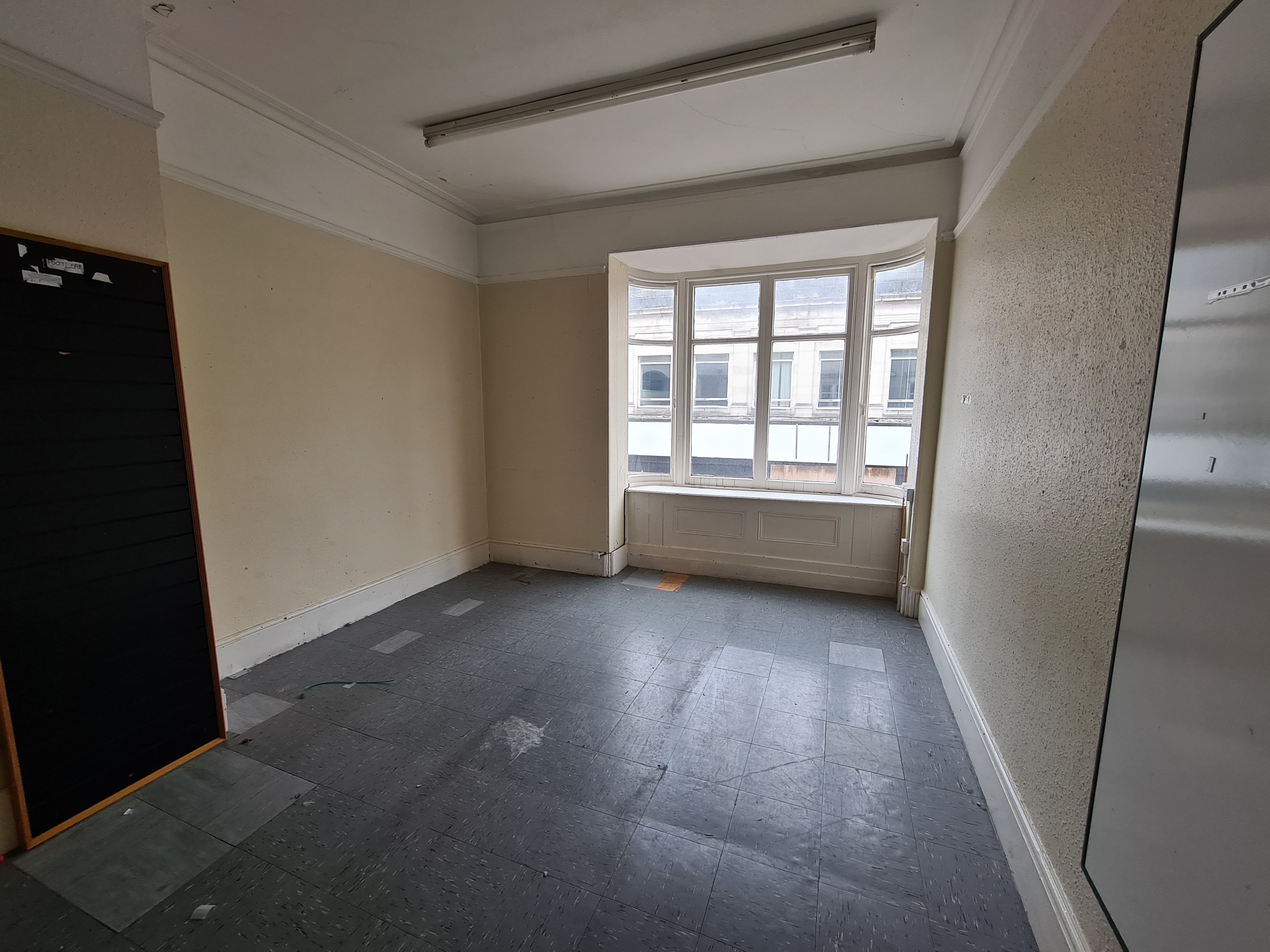 VACANT - Leasehold First and Second Floor Offices