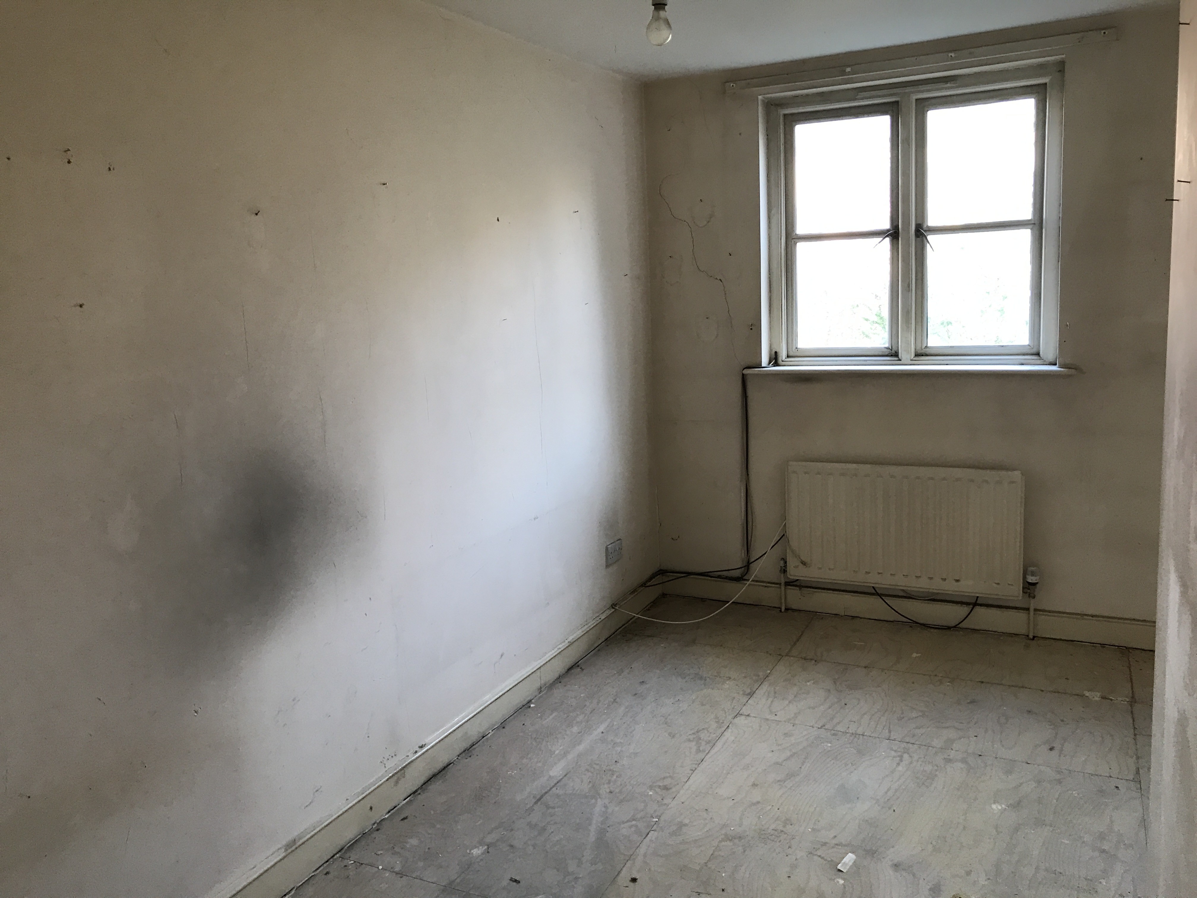 VACANT - Leasehold Self Contained Ground and First Floor Maisonette