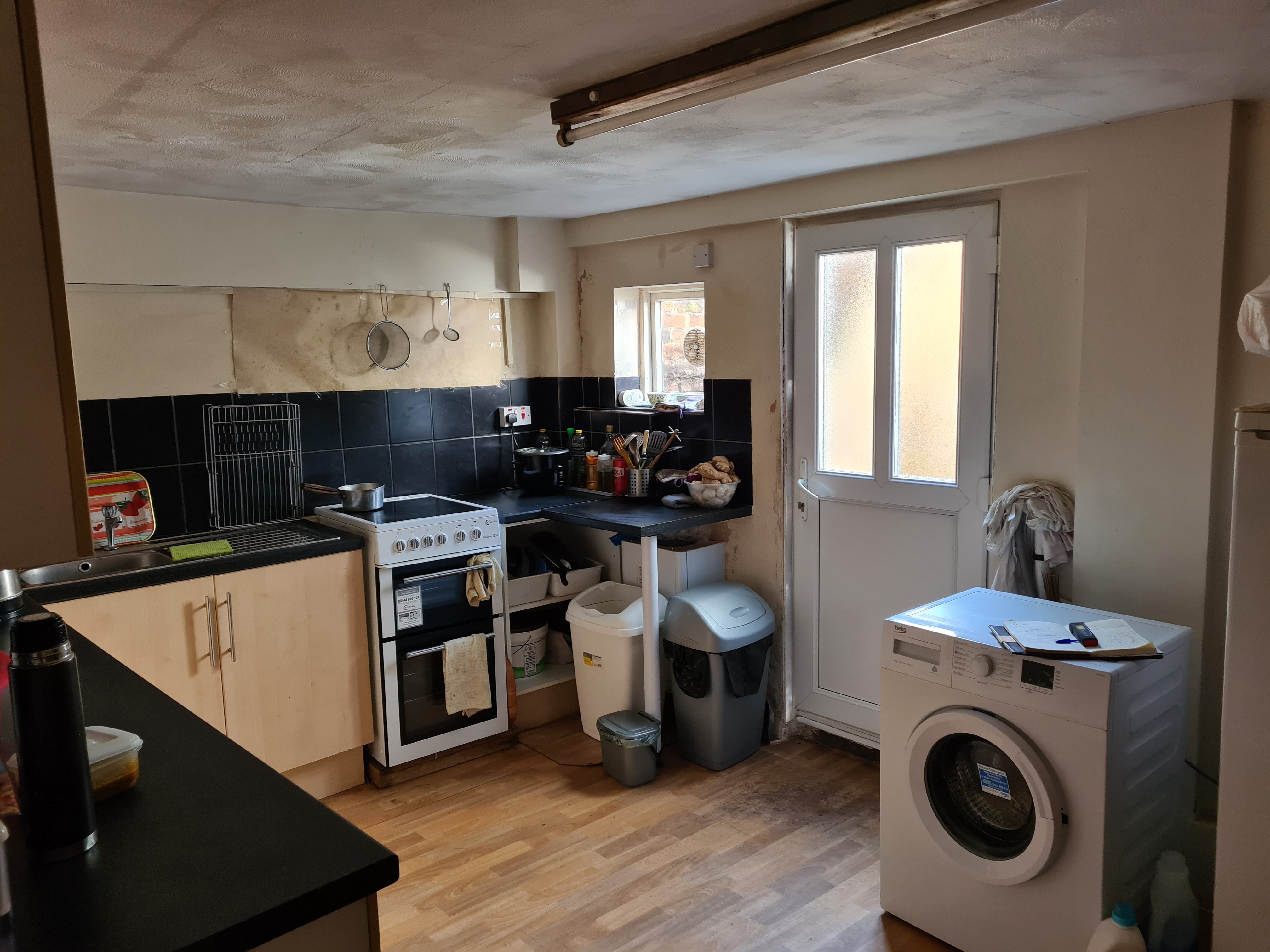 VACANT - Freehold Mid Terrace Four Storey House