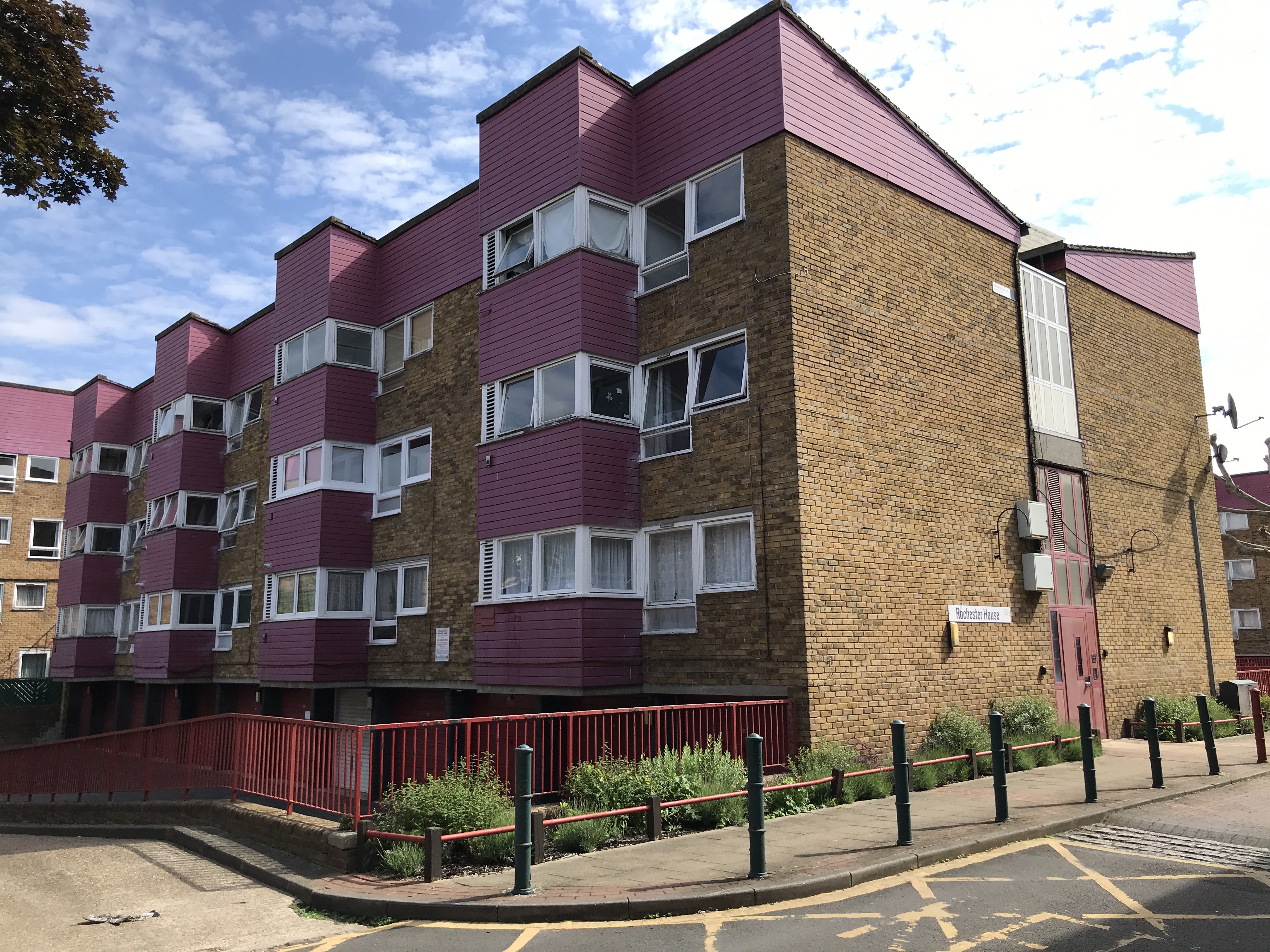 INVESTMENT - Leasehold Self Contained Purpose Built Second Floor Flat