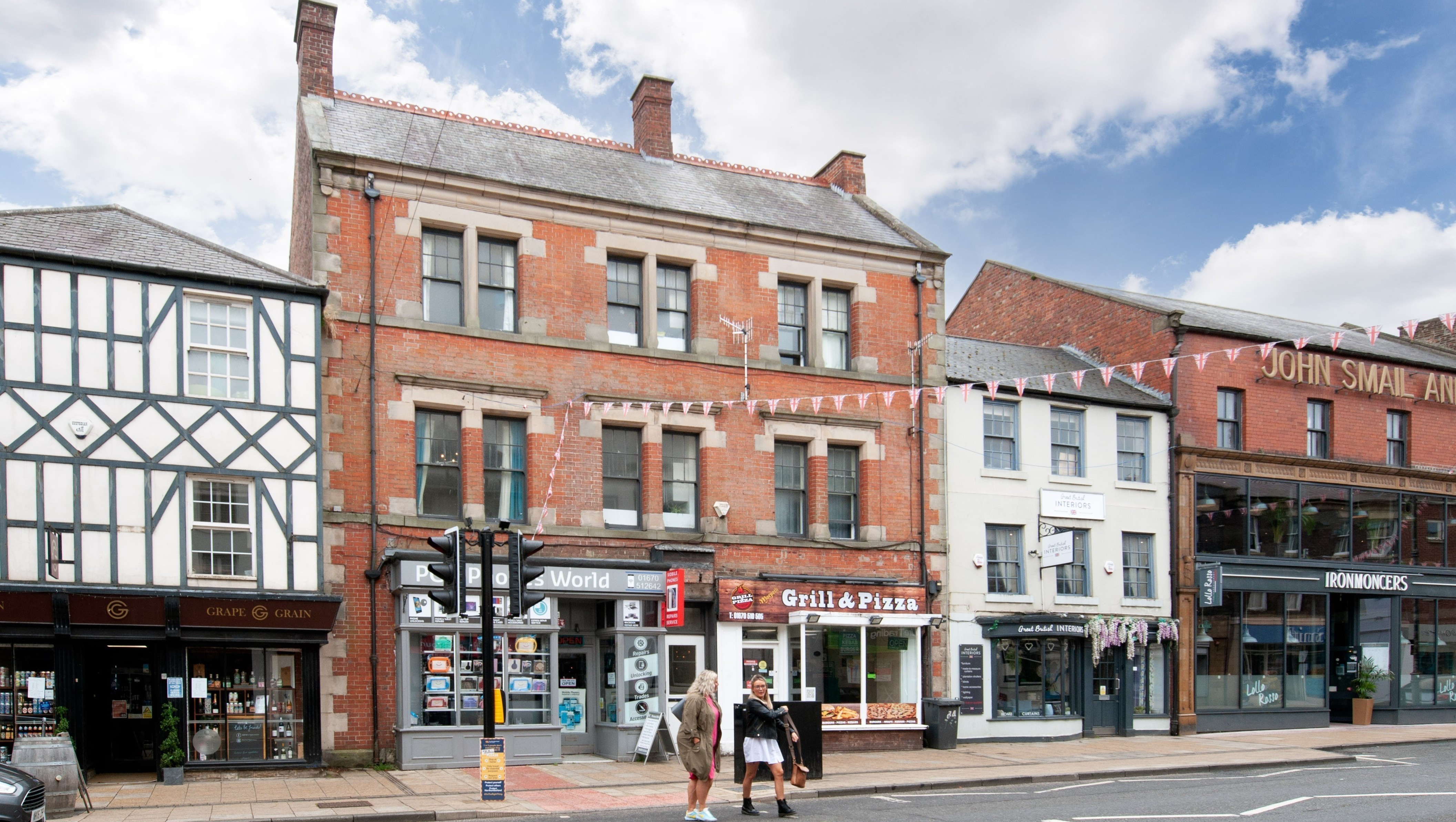 Freehold Shop, Take-Away and Residential Investment