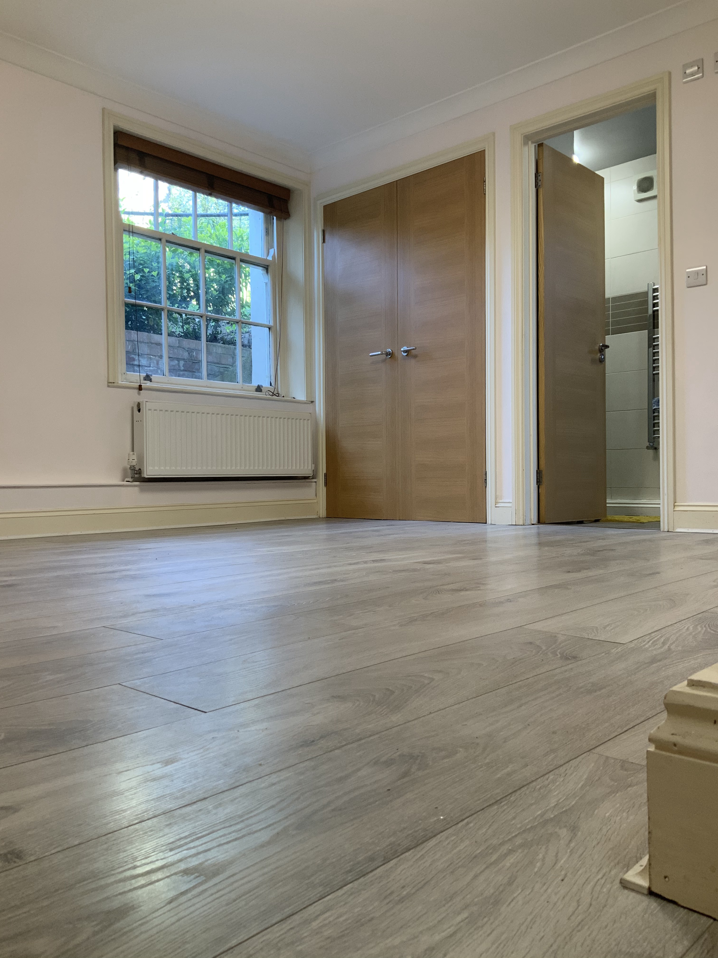 VACANT - Leasehold Self Contained Lower Ground Floor Flat