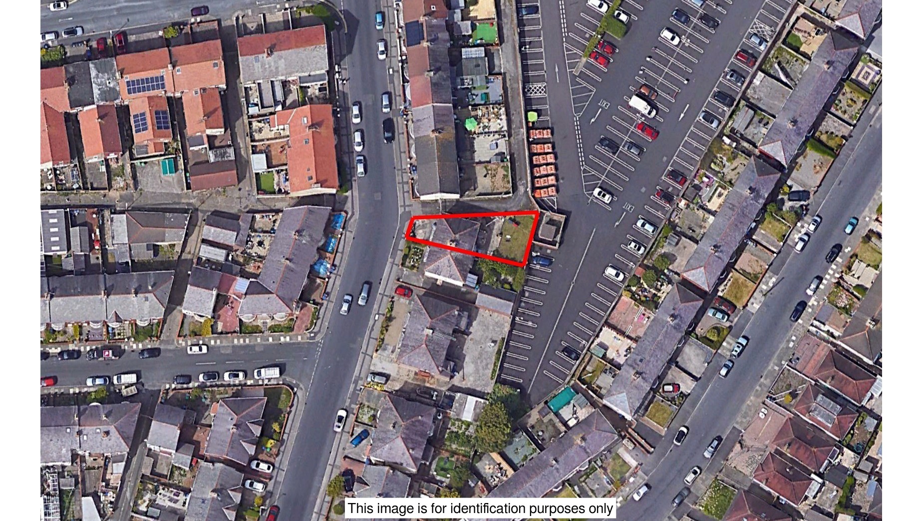 INVESTMENT - Freehold Semi-Detached House