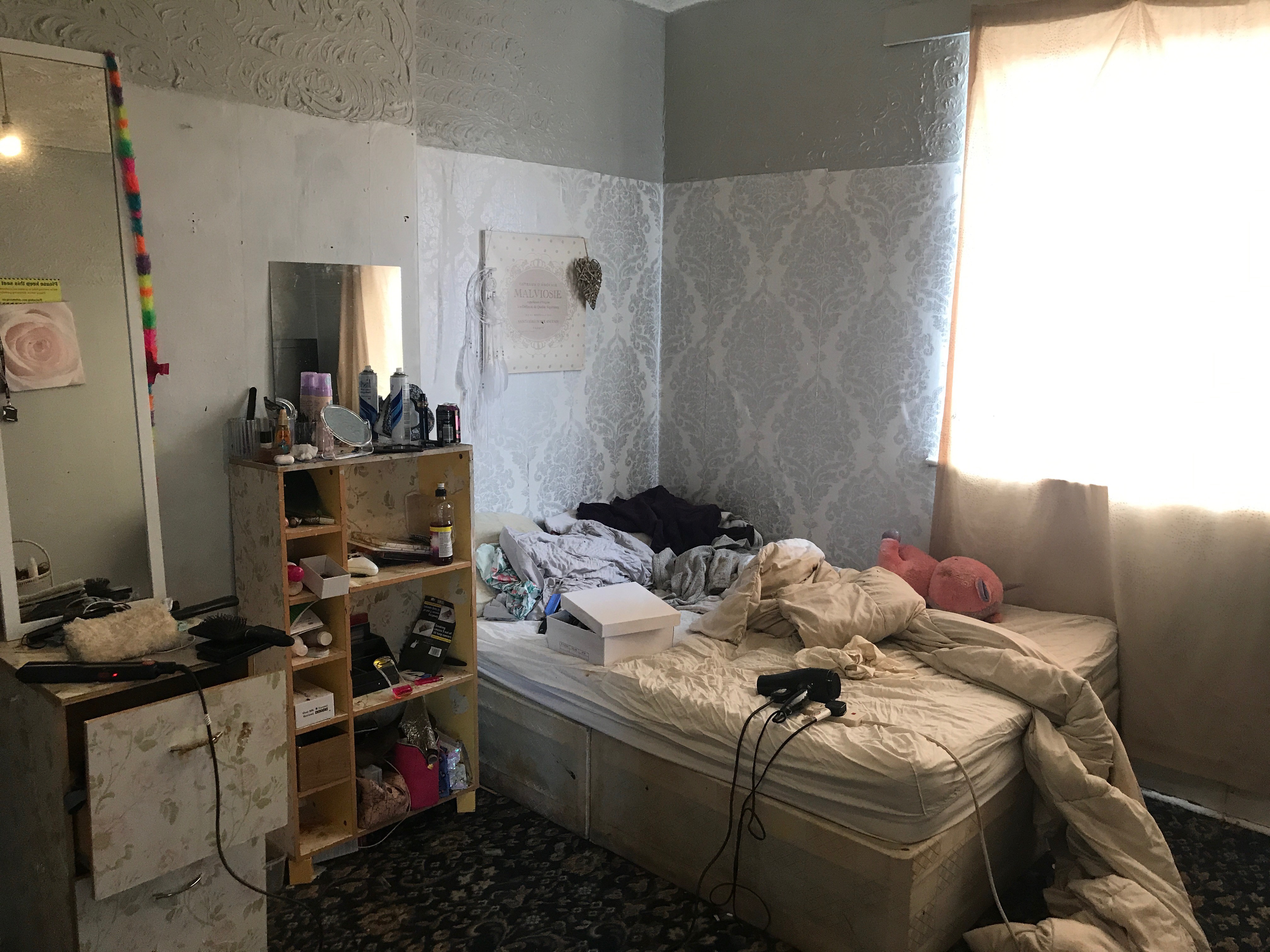 INVESTMENT - Freehold Semi-Detached House
