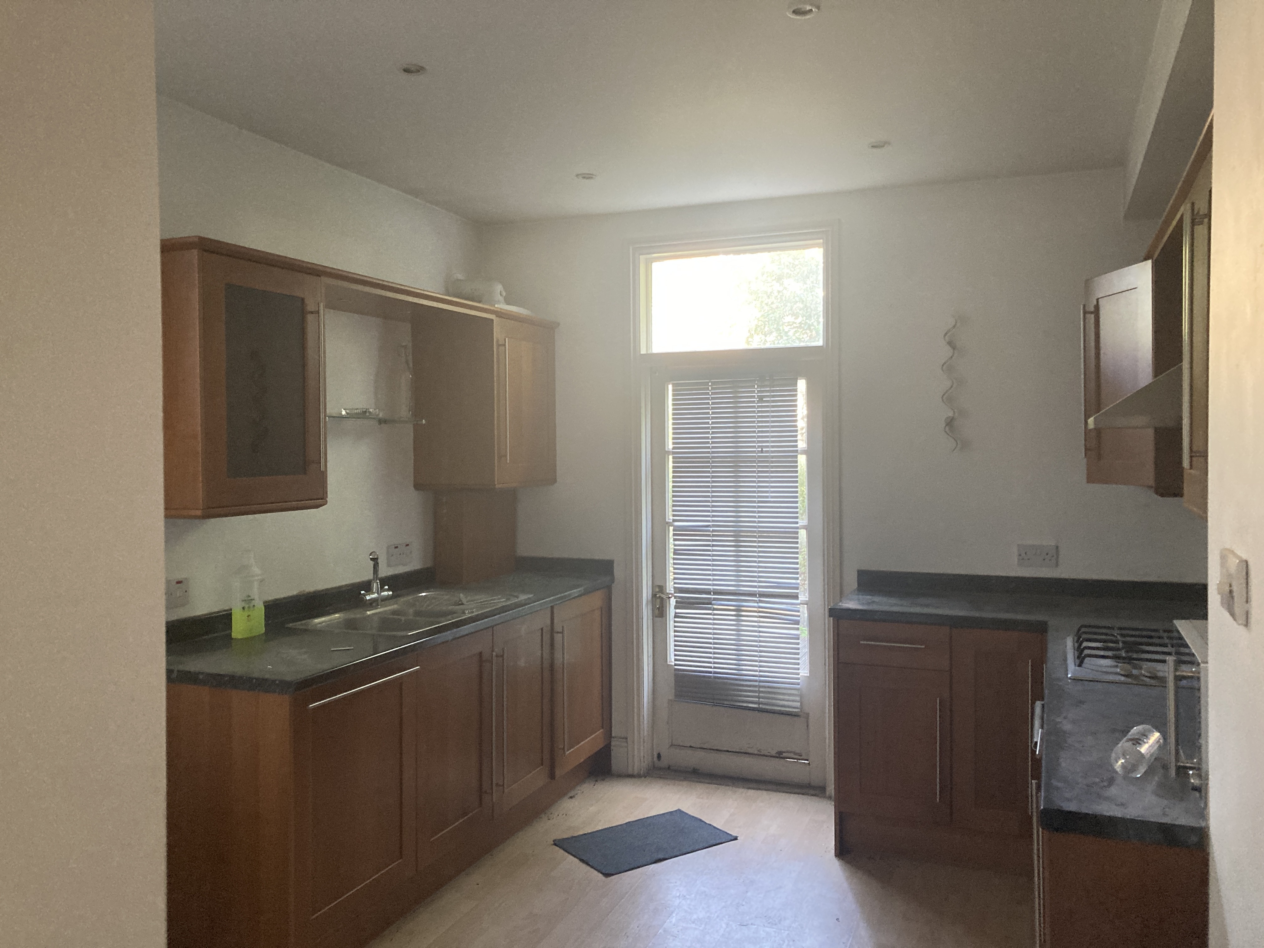 VACANT - Long Leasehold Self Contained Garden Maisonette with Planning