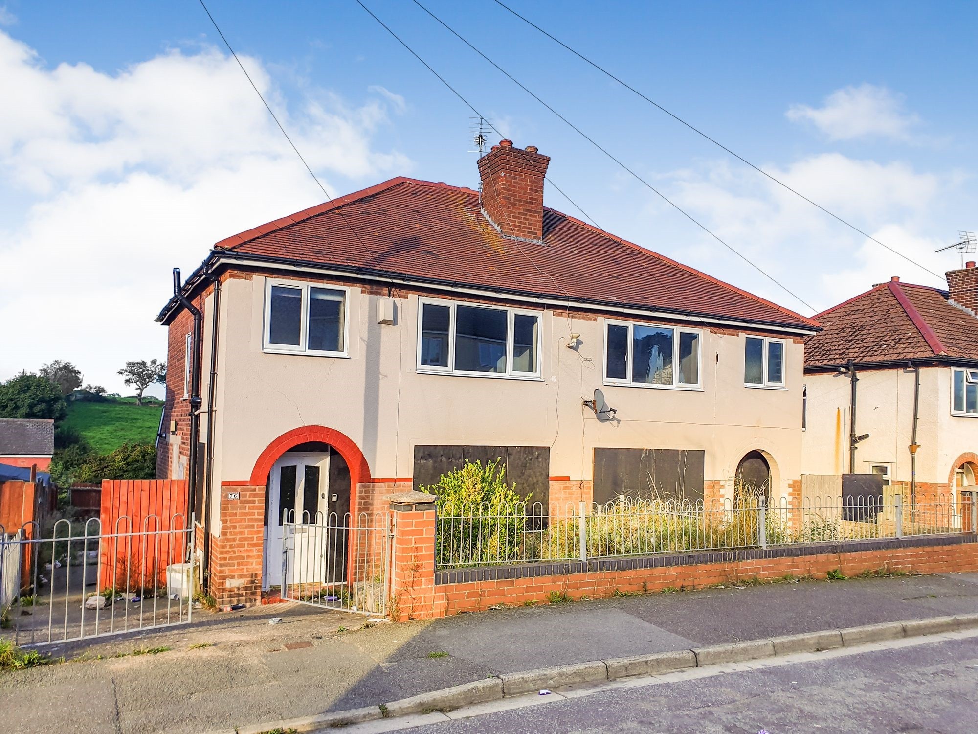 VACANT - Freehold Semi-Detached House 