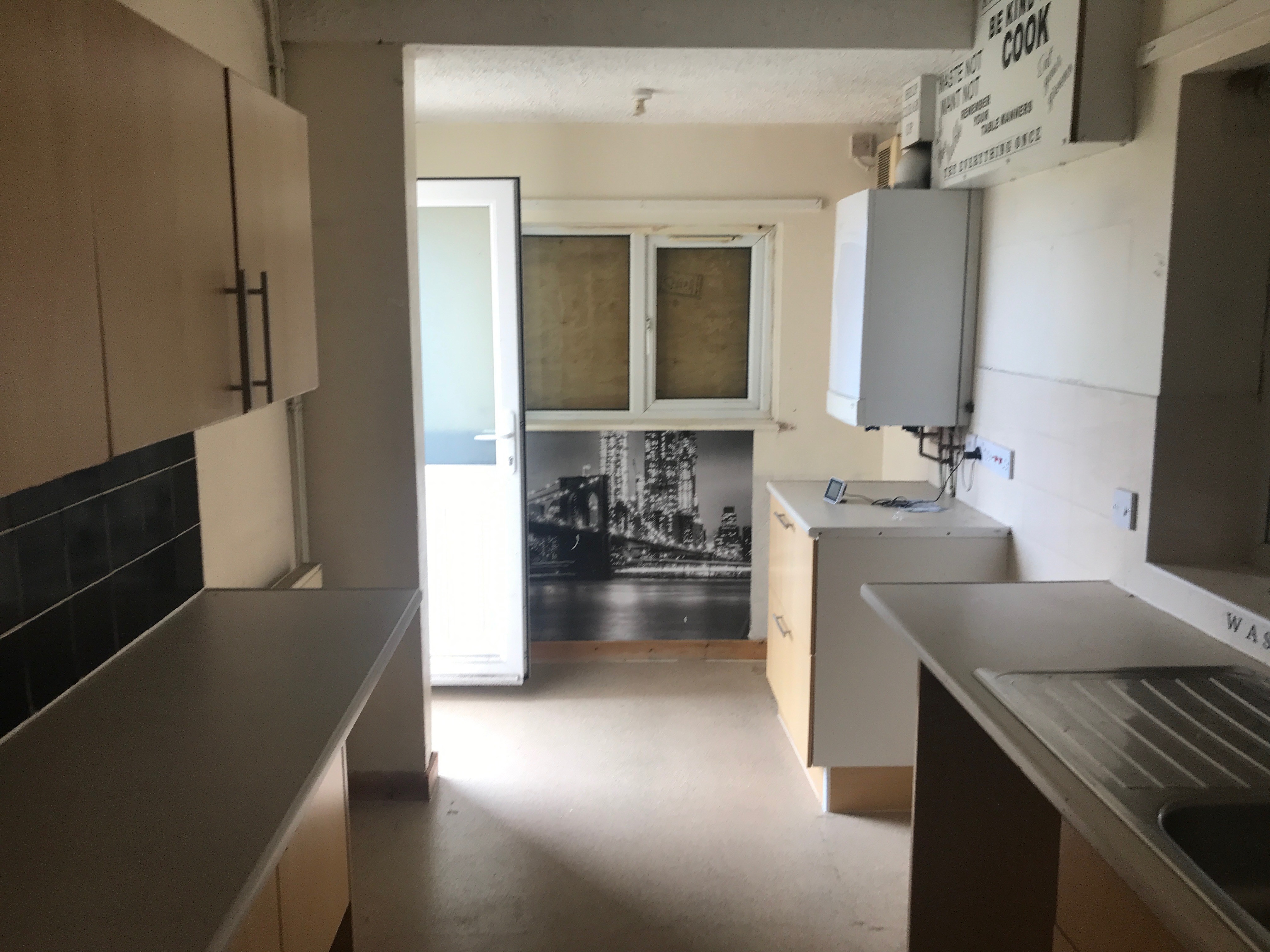 VACANT - Freehold Semi-Detached House 