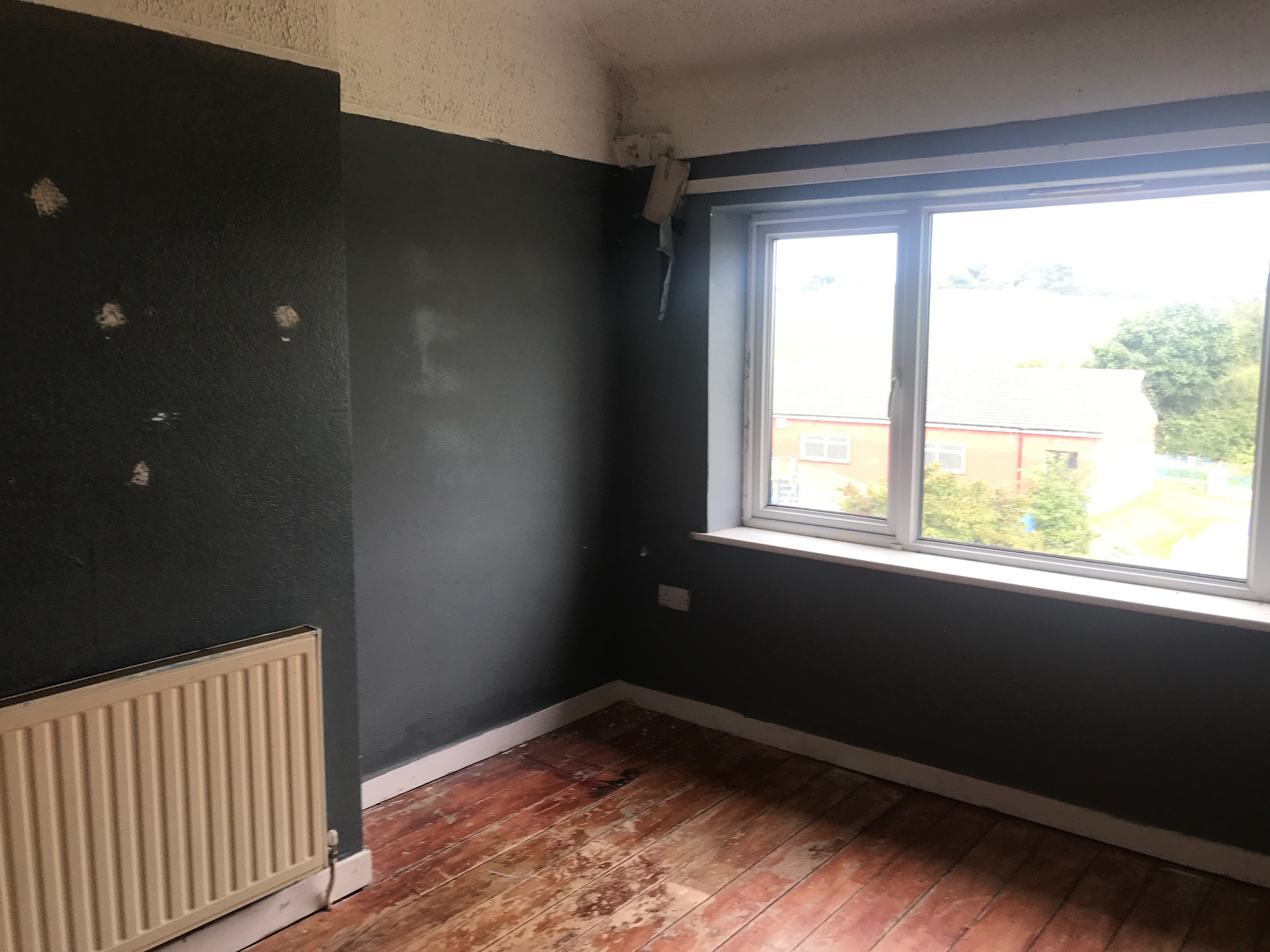 VACANT - Freehold Semi-Detached House 