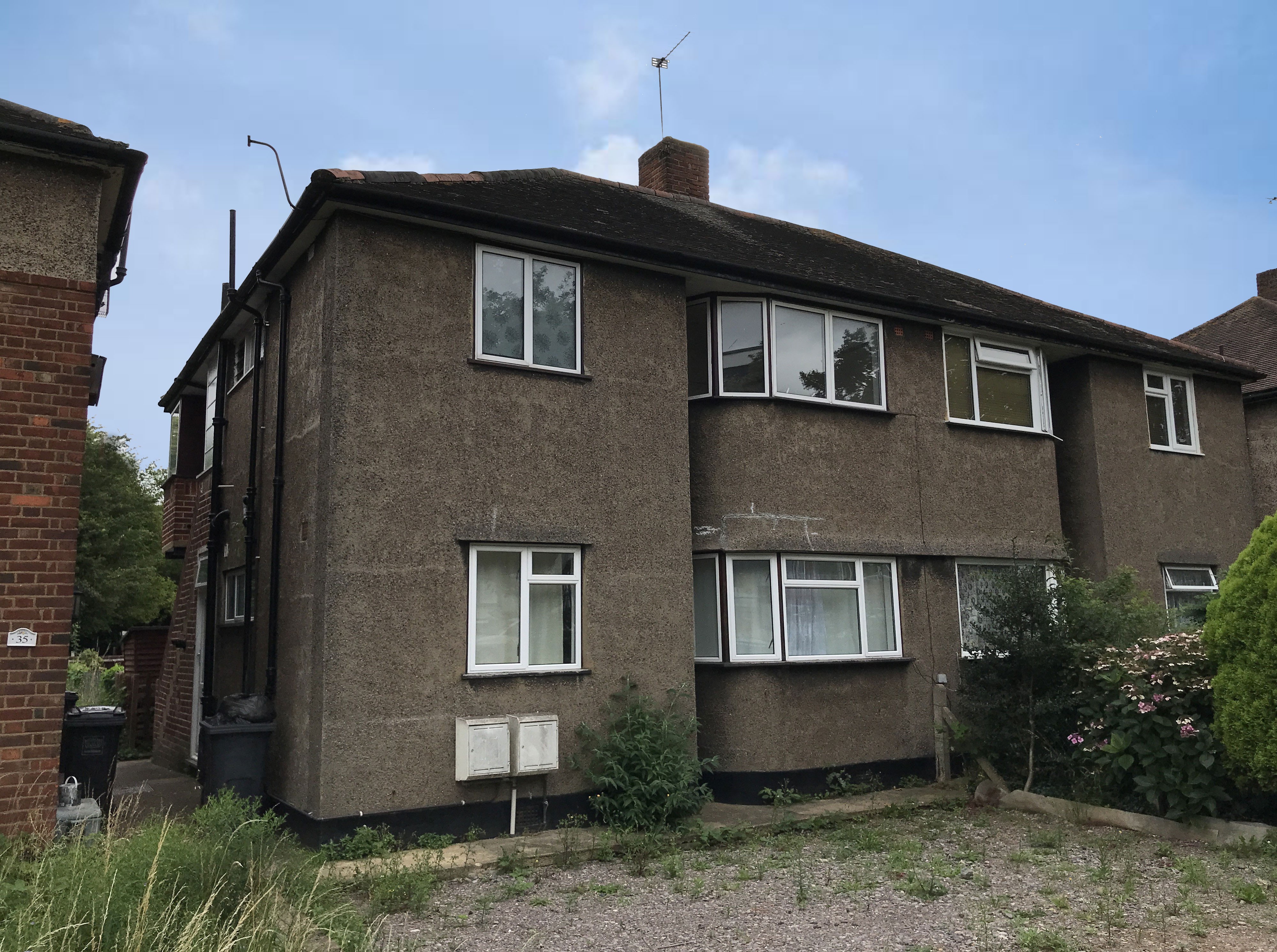 VACANT - Leasehold Self Contained First Floor Maisonette