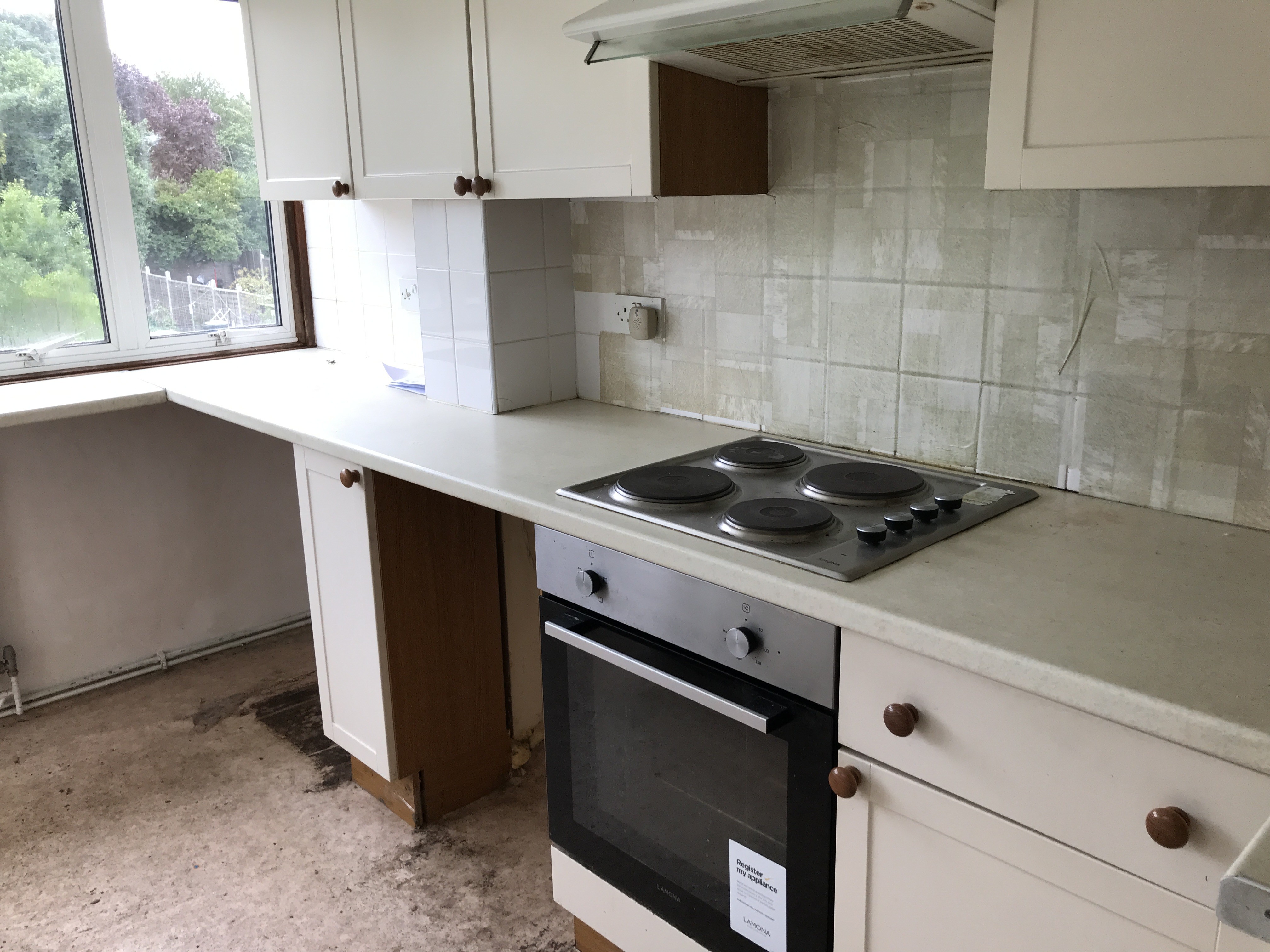 VACANT - Leasehold Self Contained First Floor Maisonette
